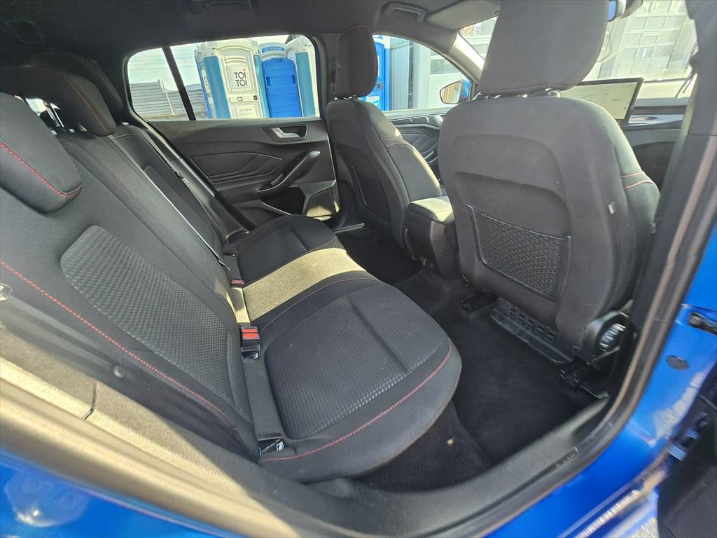 FORD Focus 1.0 MHEV ST-Line Vignale Automat-image-11