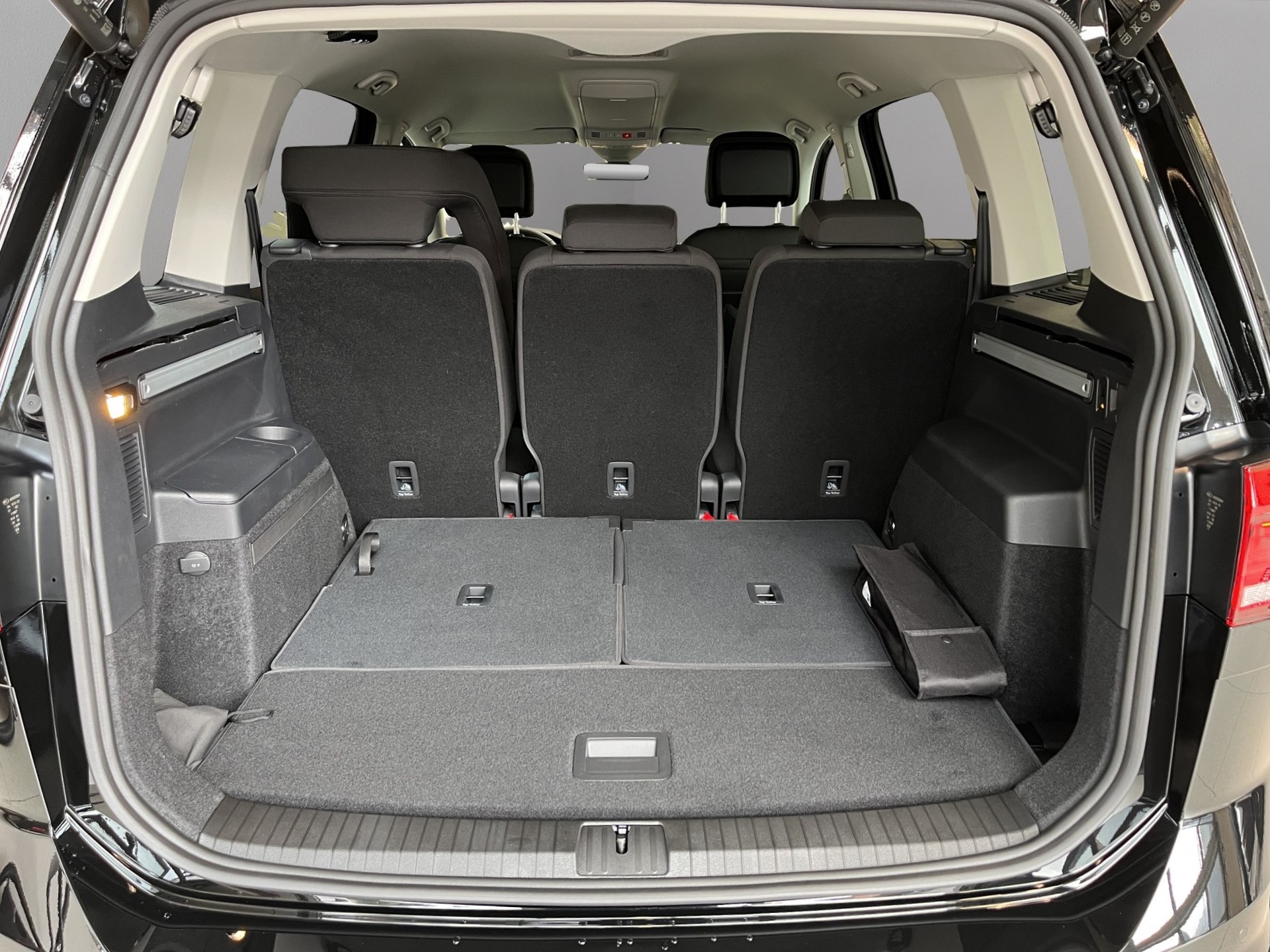 VW Touran 1.5 TSI EVO Comfortline United DSG-image-10