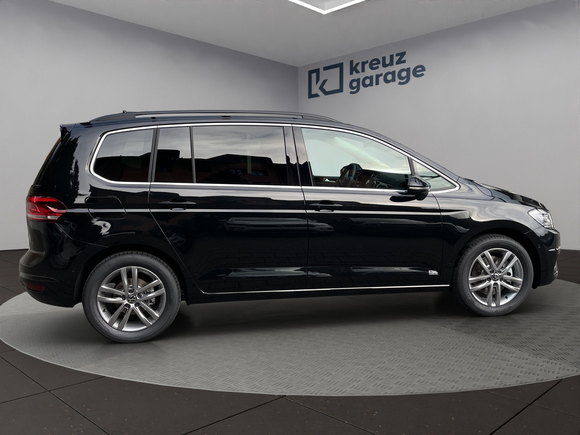 VW Touran 1.5 TSI EVO Comfortline United DSG-image-1