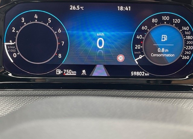 VW Golf 1.5 TSI ACT R-Line-image-8