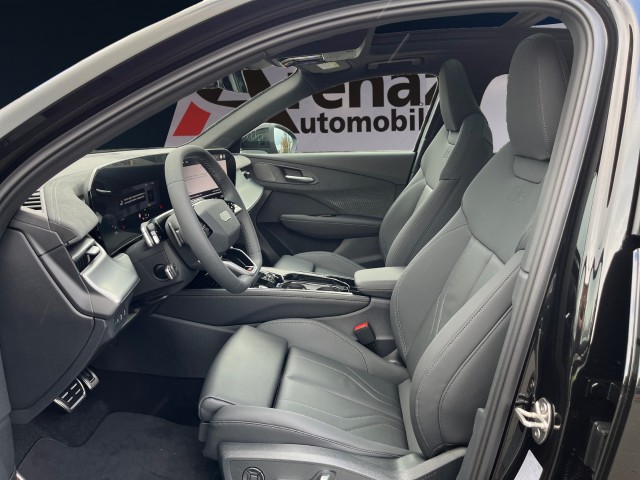AUDI Q3 SUV 110 kW TFSI S tronic-image-8