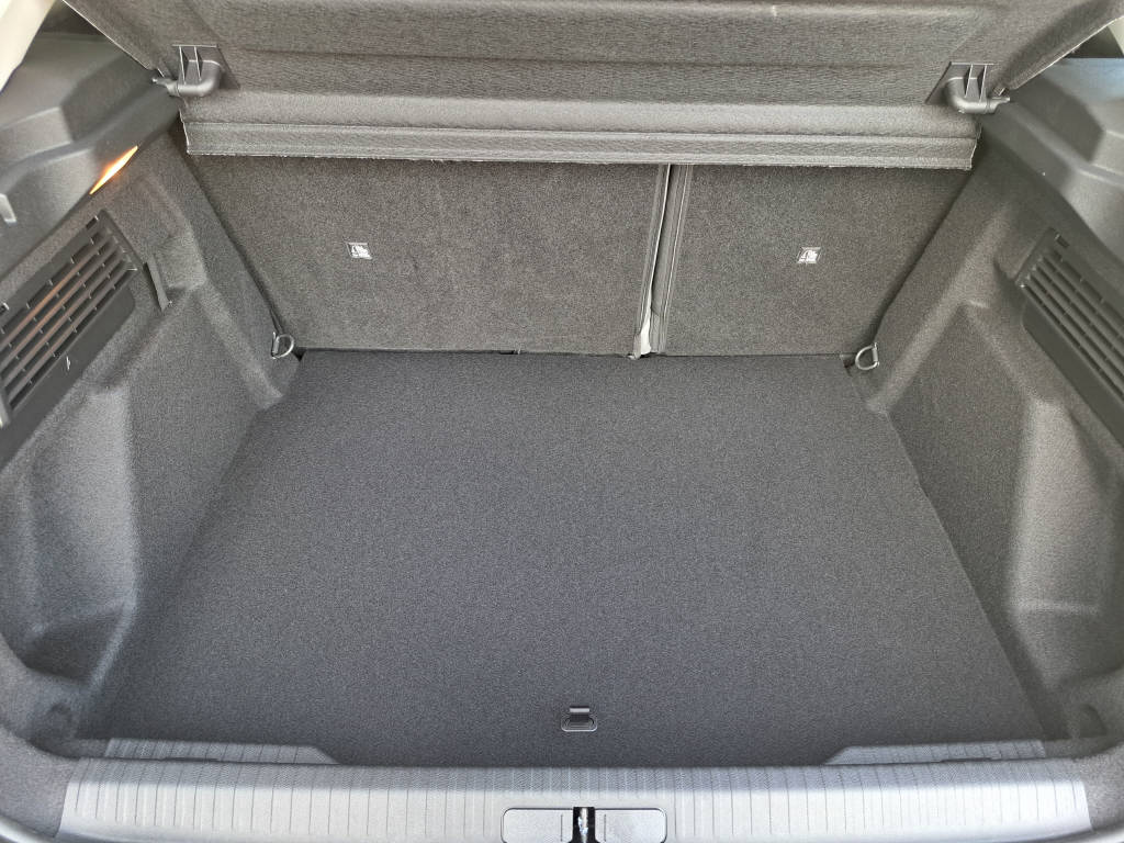 CITROEN C4 1.2 Hybrid 145cv Collection-image-10