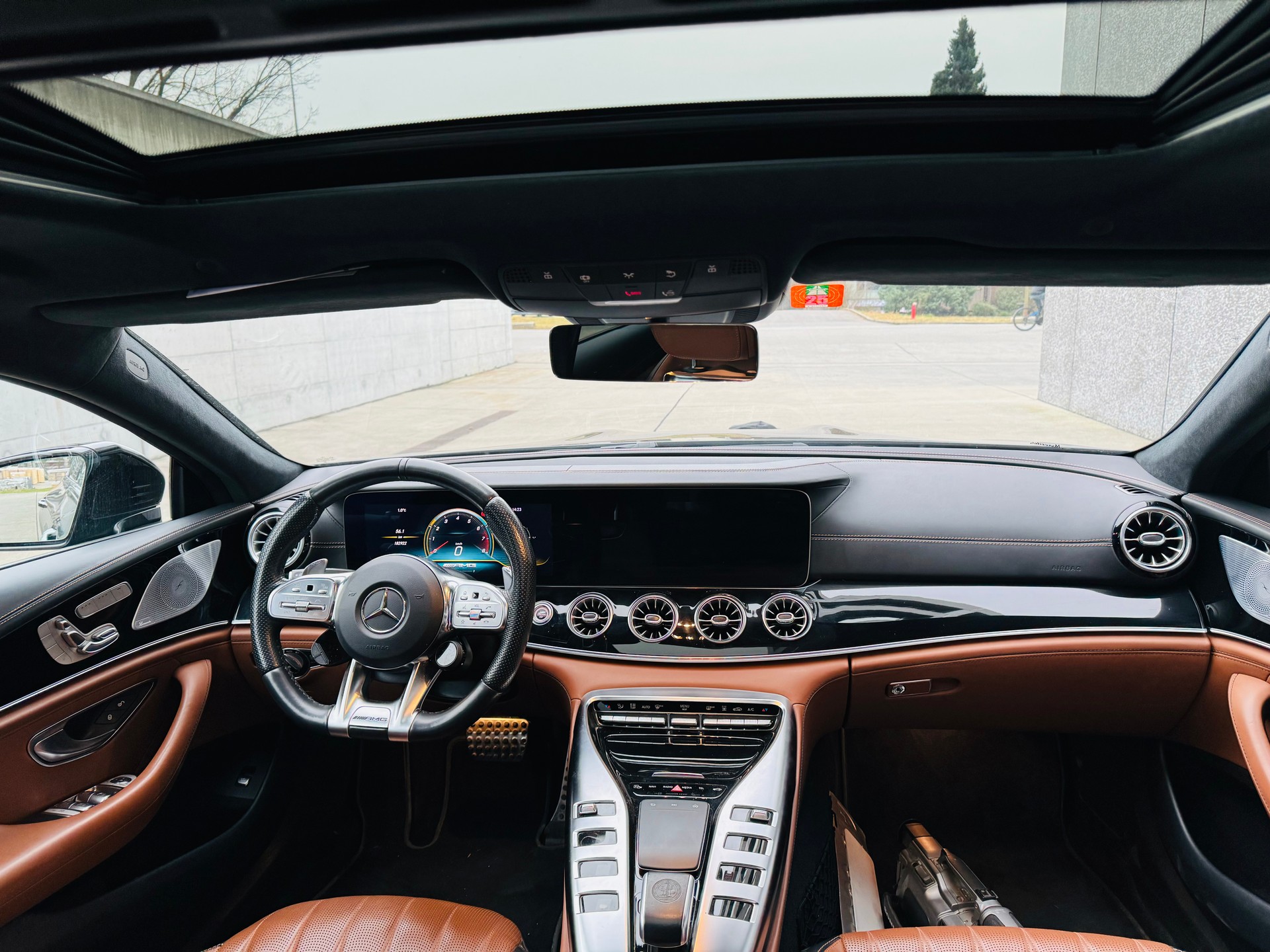 MERCEDES-BENZ AMG GT 4 43 4Matic+ Speedshift TCT-image-12