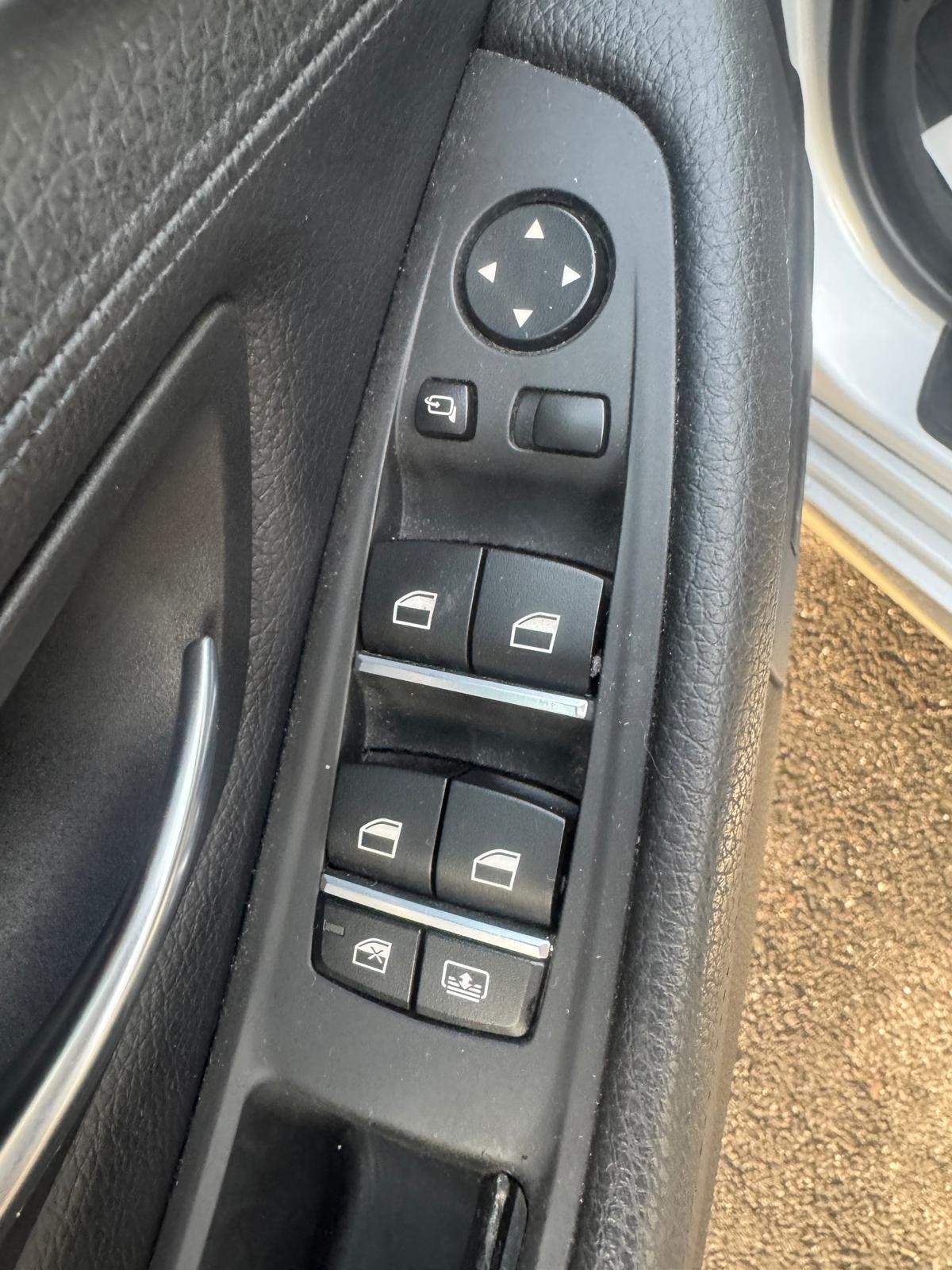 BMW 550i Steptronic-image-15