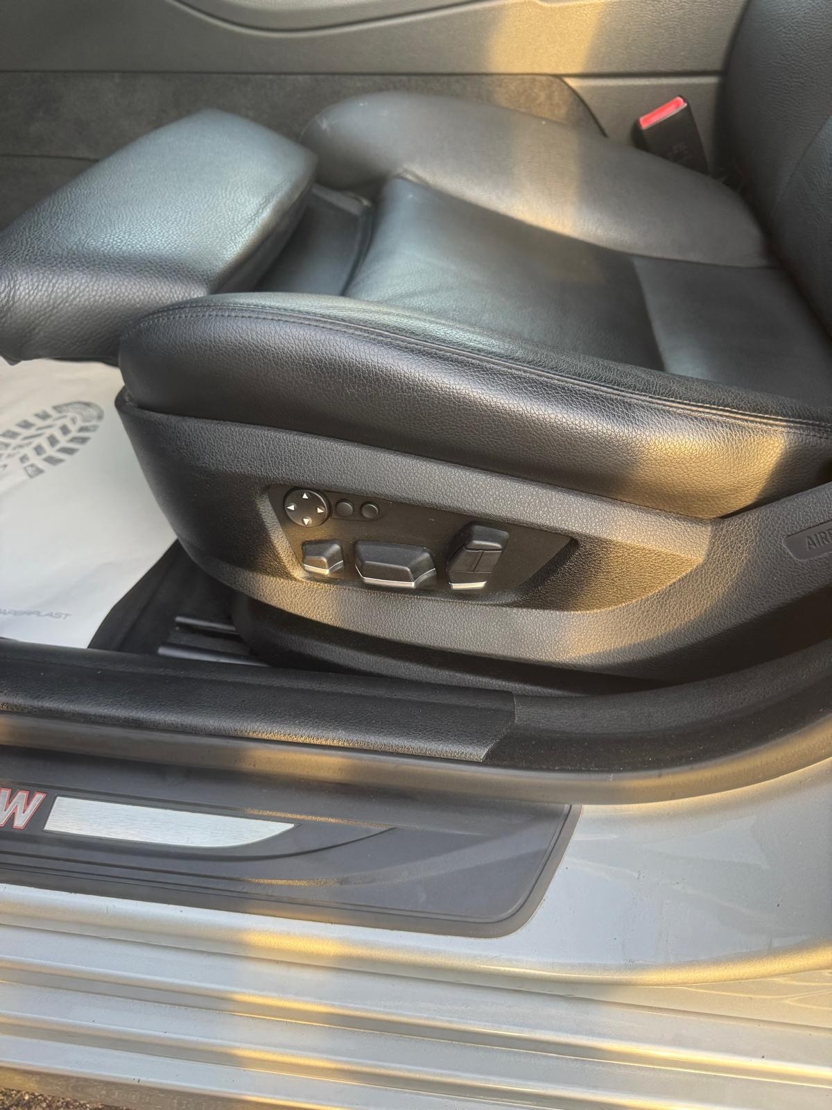 BMW 550i Steptronic-image-11