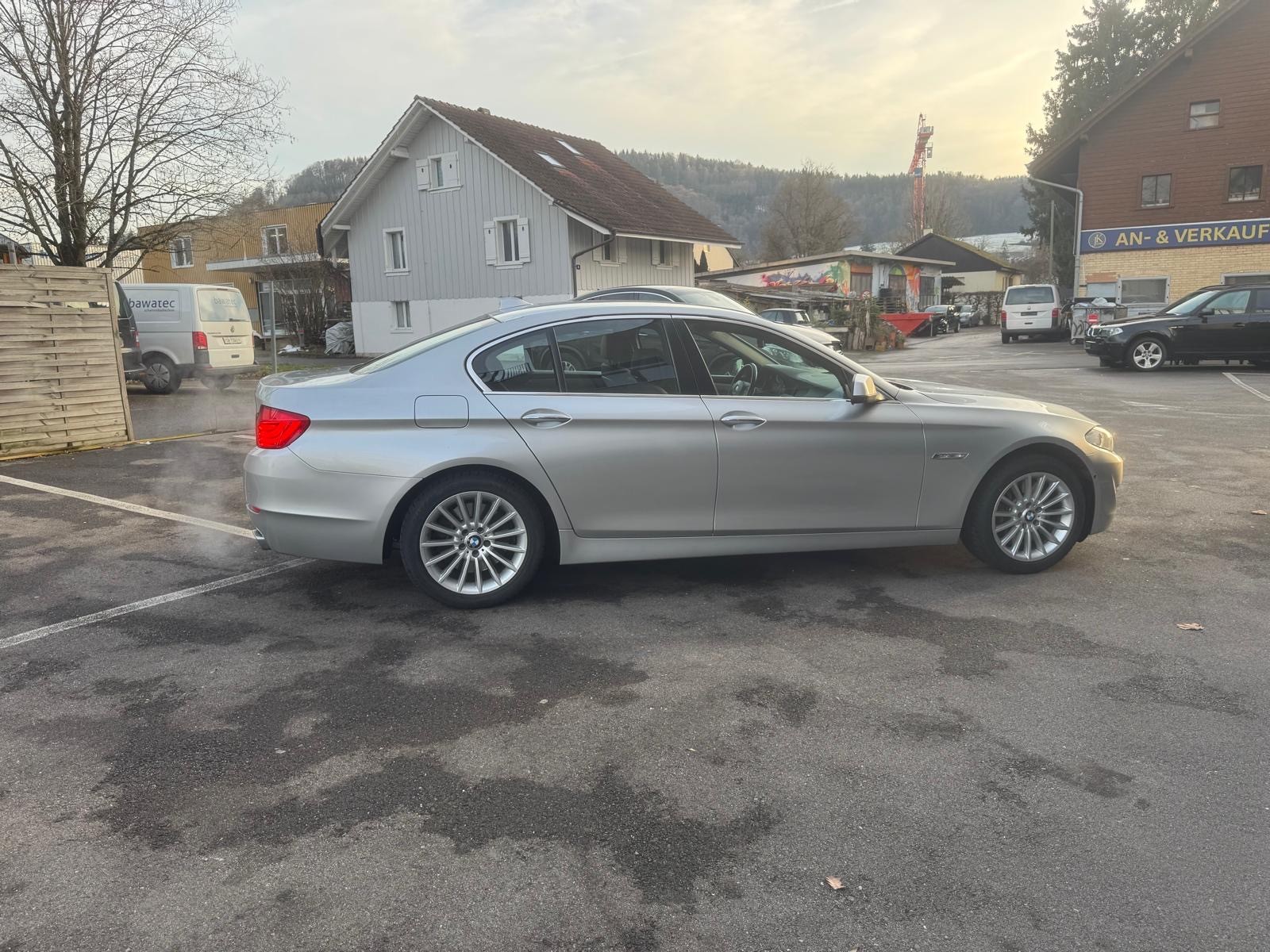 BMW 550i Steptronic-image-4