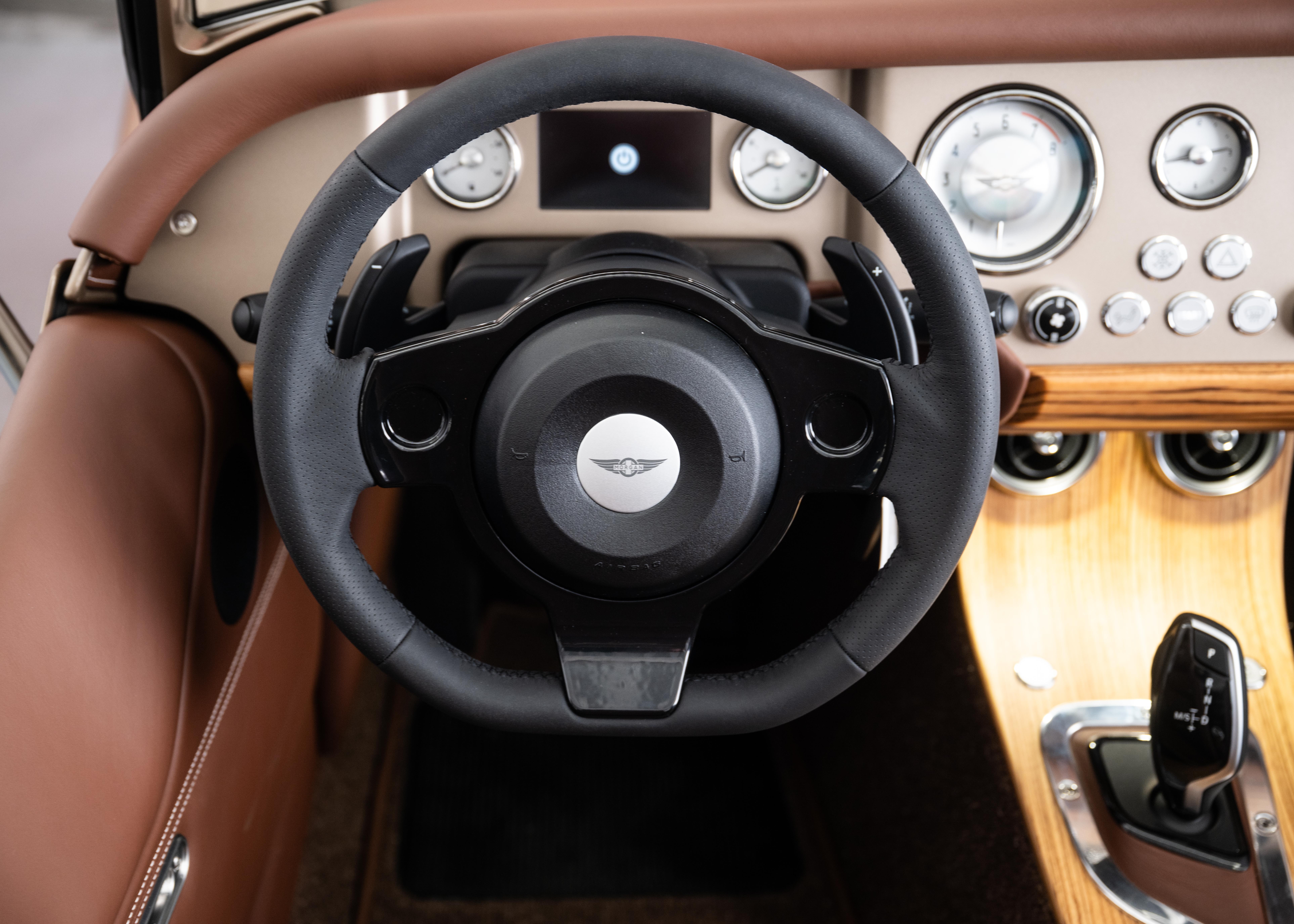 Image MORGAN PLUS-FOUR Plus Four 75th Anniversary (New Swiss car, World Limited Edition 1 of 75, Aston Martin Selenite Bronze metallic paint)