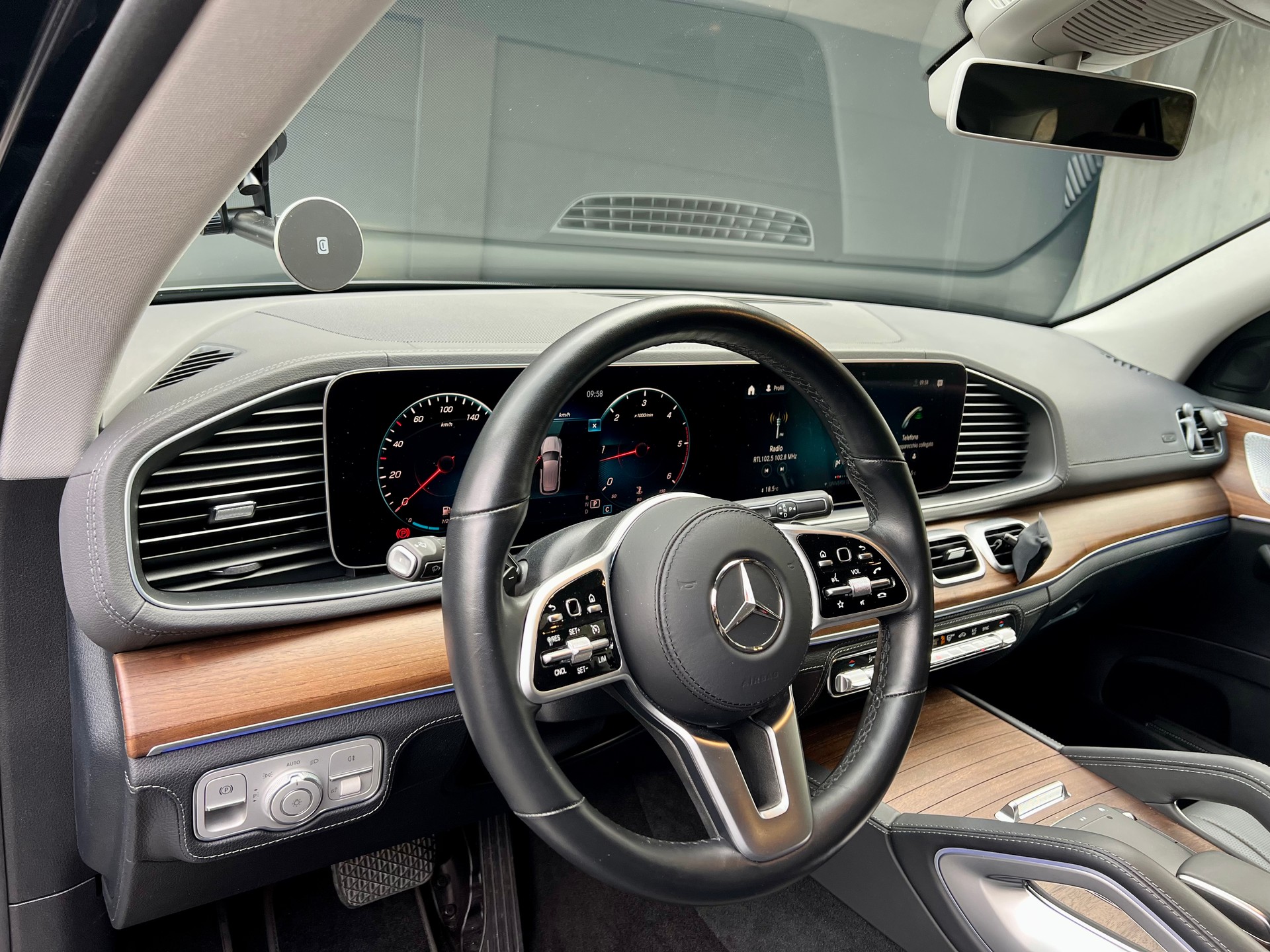 MERCEDES-BENZ GLE 350 d 4Matic AMG Line 9G-Tronic-image-4