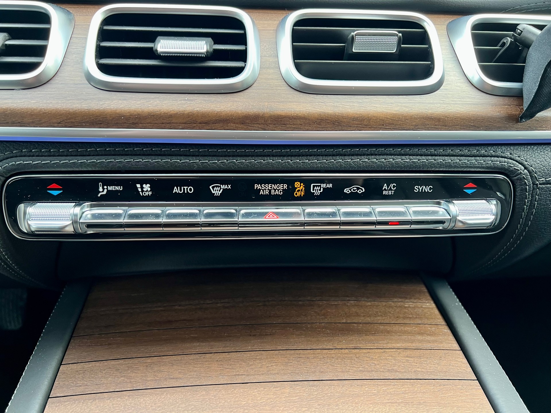 MERCEDES-BENZ GLE 350 d 4Matic AMG Line 9G-Tronic-image-9