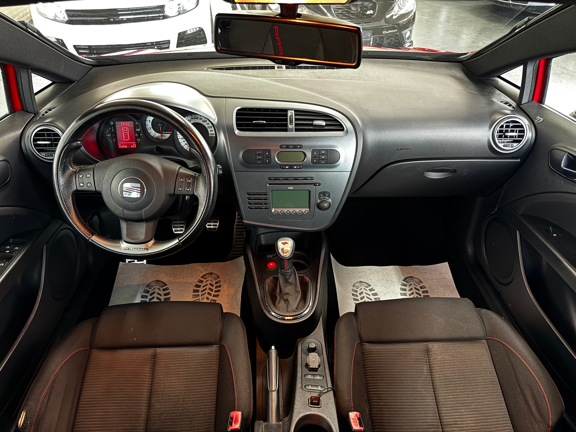 SEAT Leon 2.0 TSI Cupra-image-14