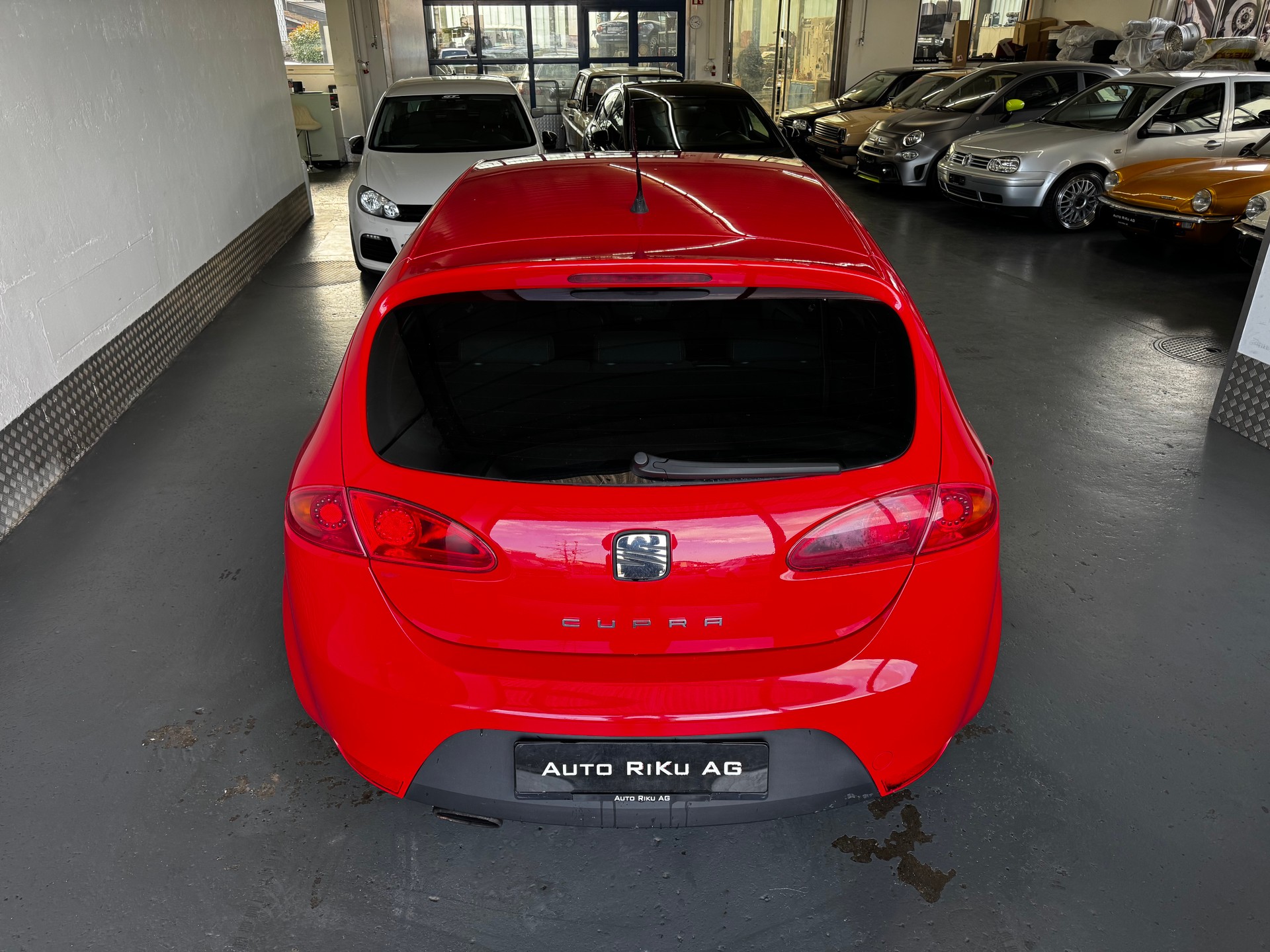 SEAT Leon 2.0 TSI Cupra-image-9