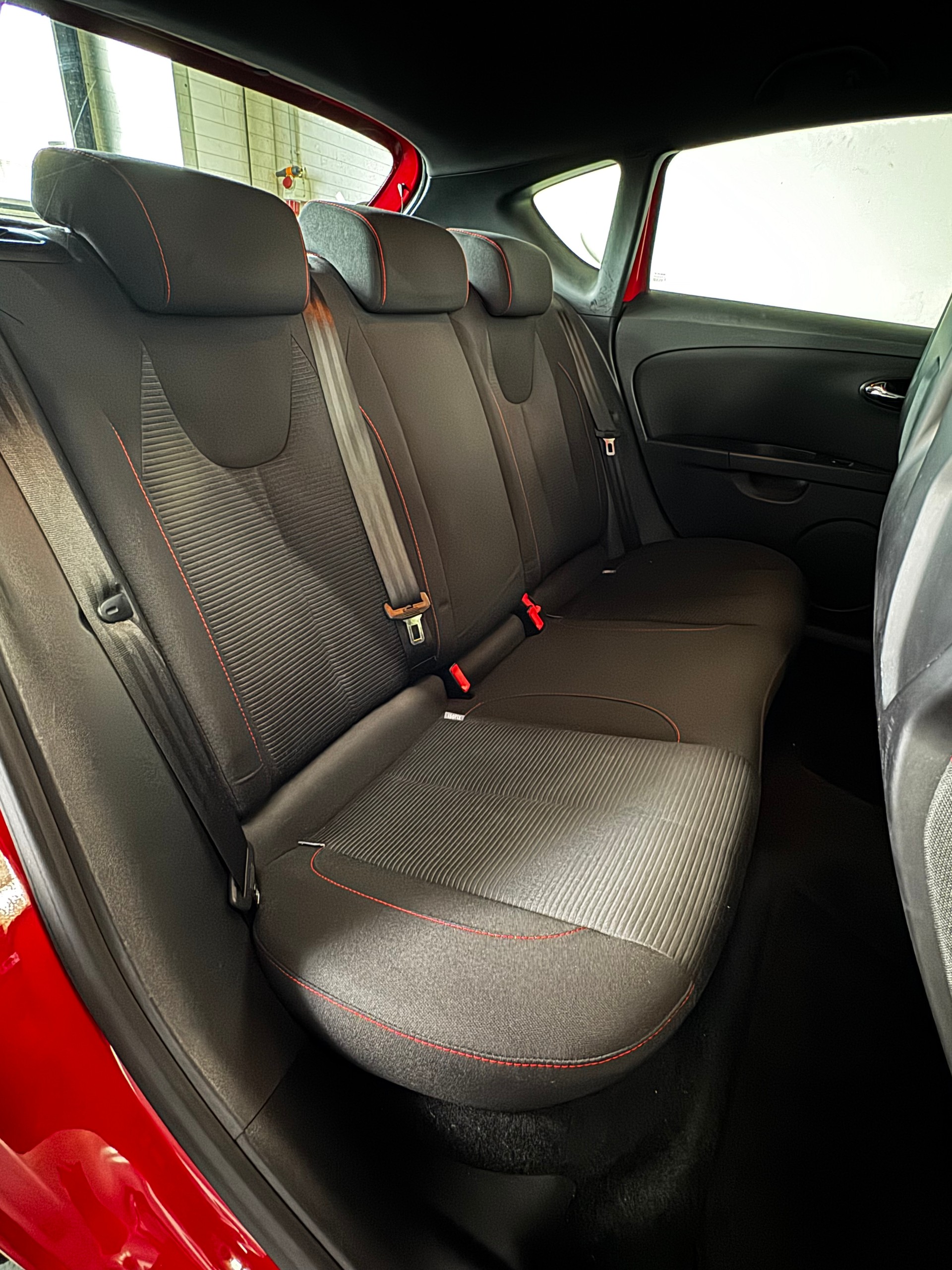 SEAT Leon 2.0 TSI Cupra-image-20