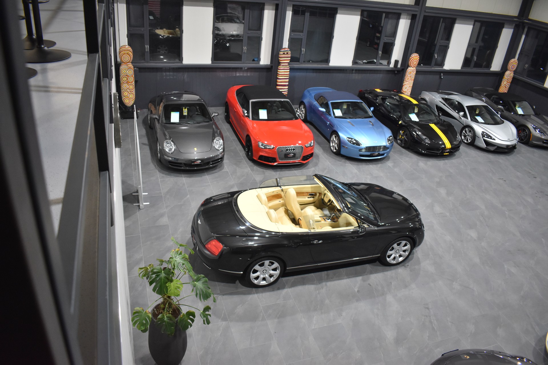BENTLEY Continental GTC 6.0-image-6