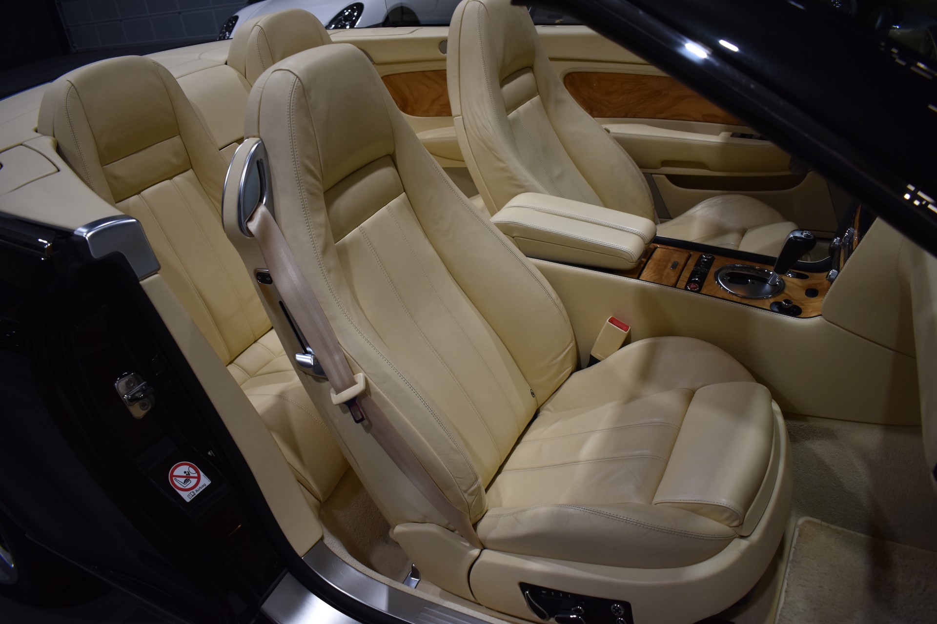 BENTLEY Continental GTC 6.0-image-13