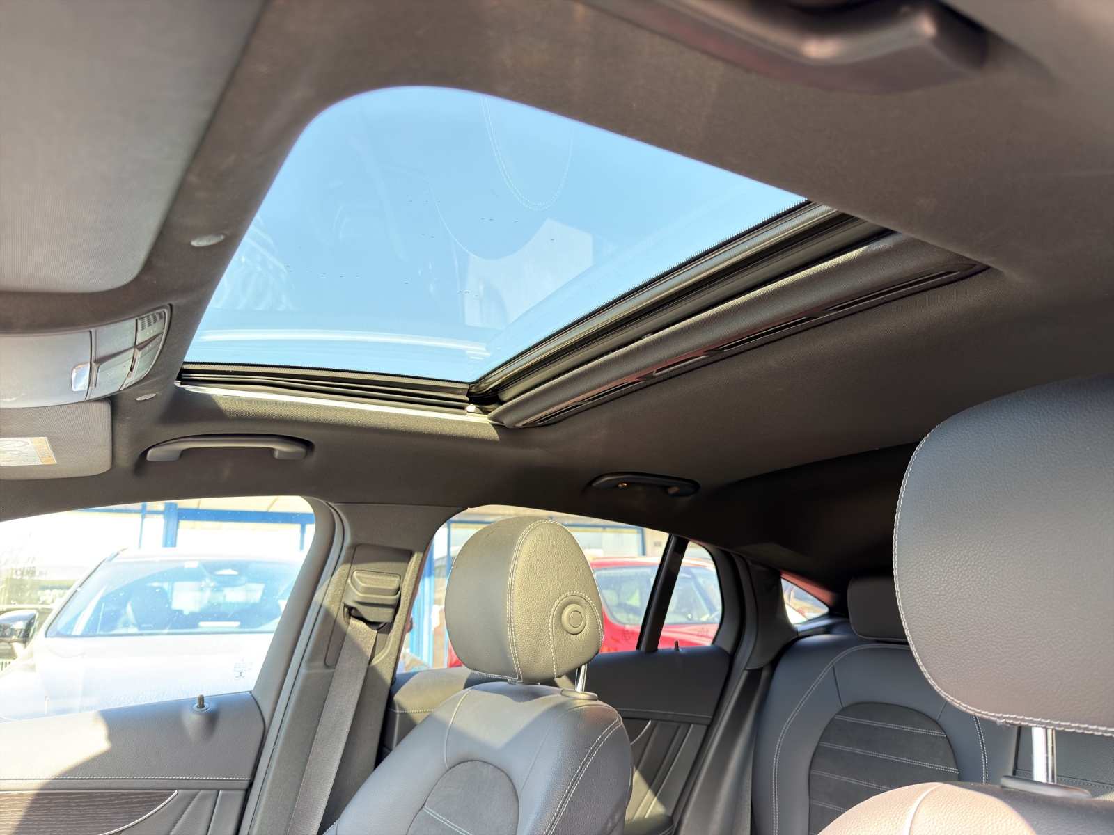 MERCEDES-BENZ GLC Coupé 200 AMG Line 4Matic 9G-Tronic-image-15