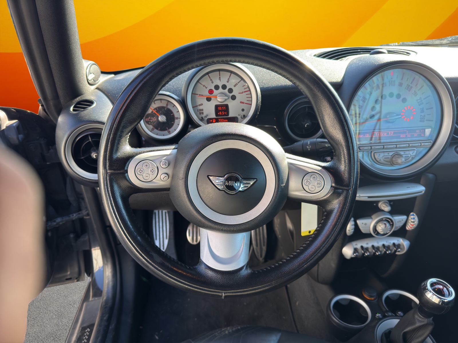 MINI Cooper John Cooper Works Cabriolet-image-9