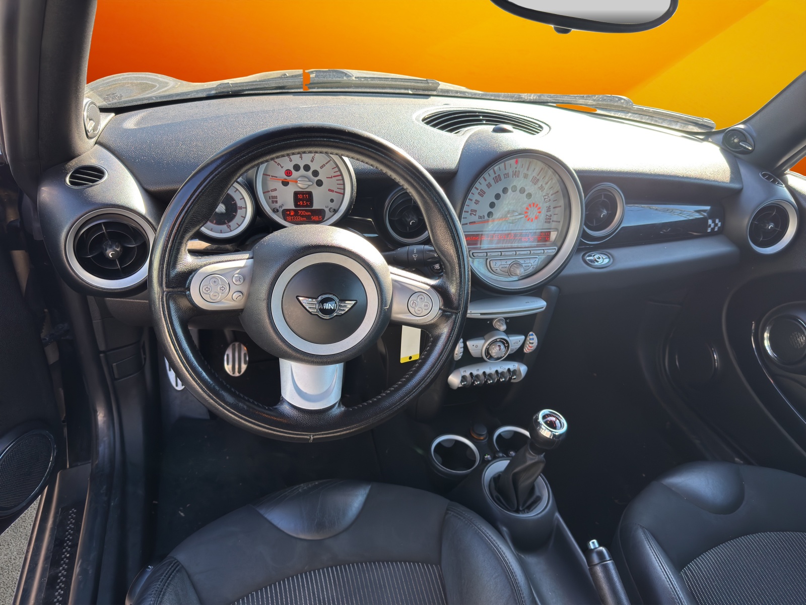 MINI Cooper John Cooper Works Cabriolet-image-8