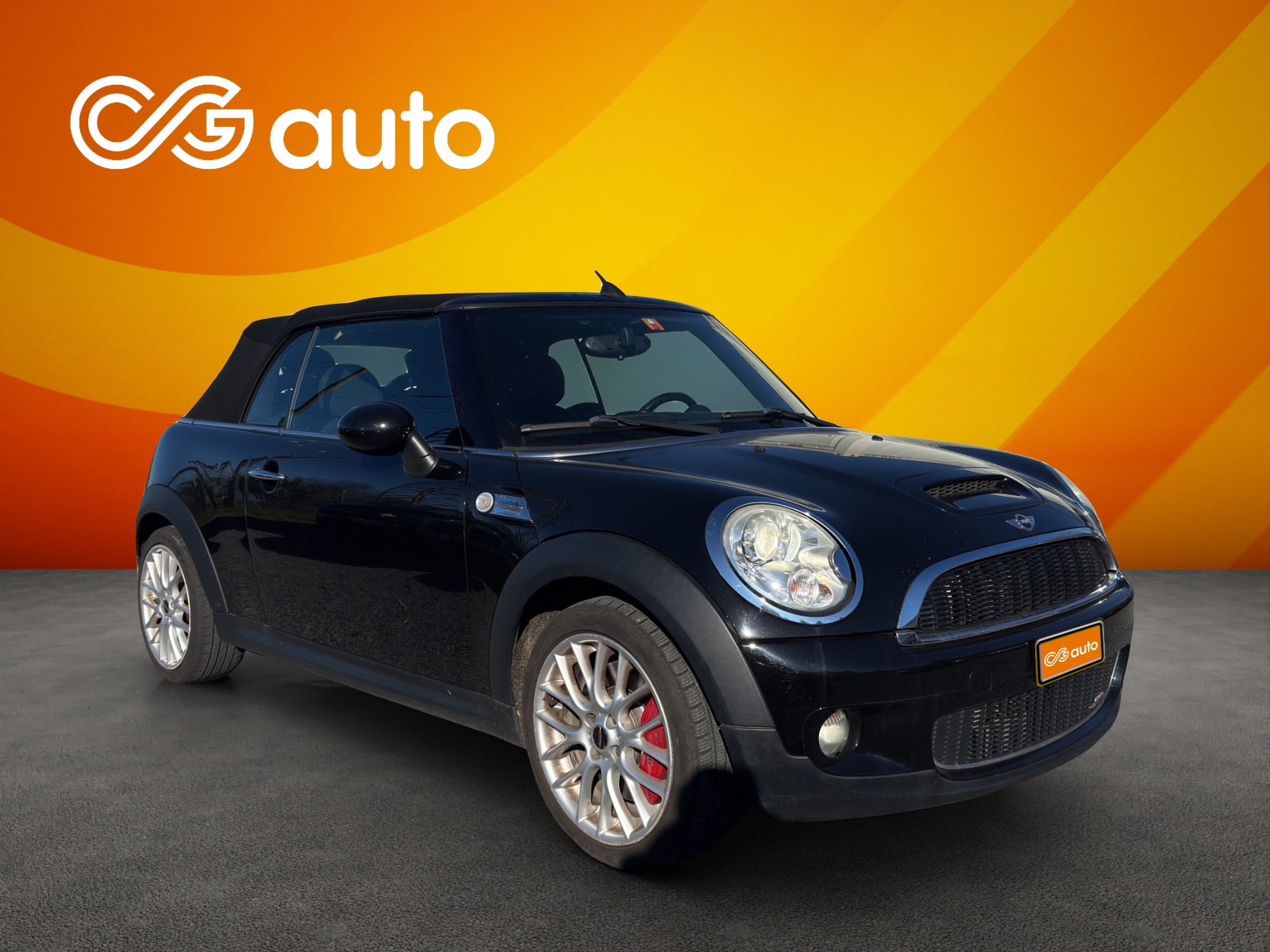 MINI Cooper John Cooper Works Cabriolet-image-1