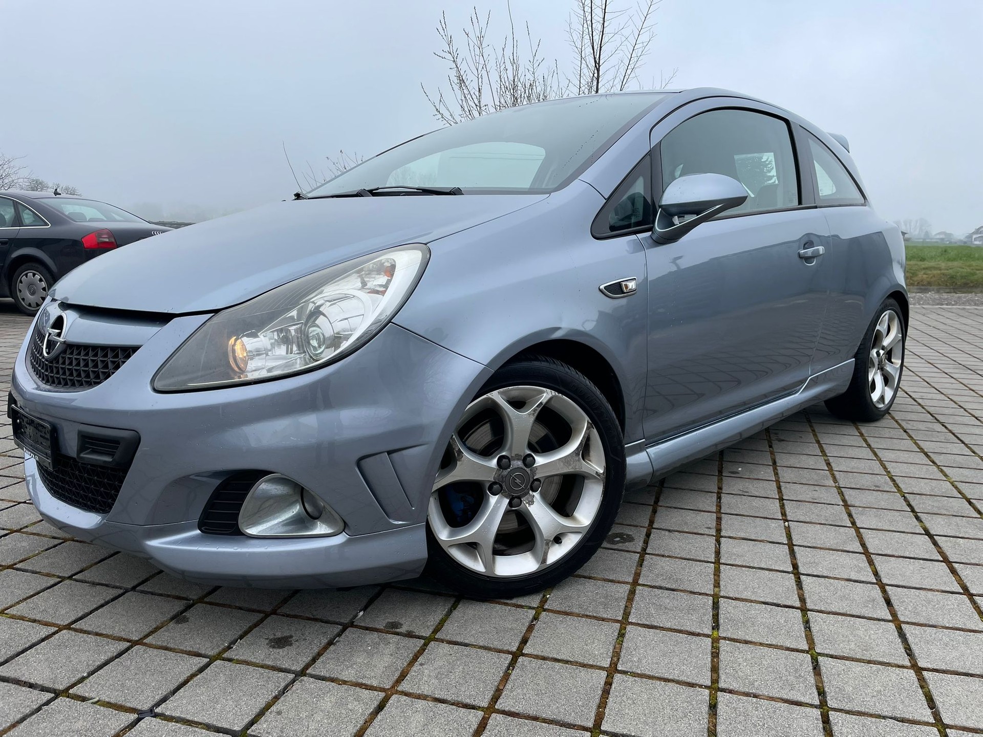 OPEL Corsa 1.6 Turbo OPC-image-1