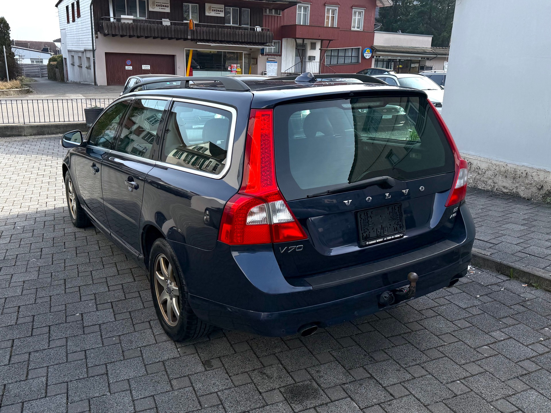 VOLVO V70 D5 AWD Summum Geartronic-image-7