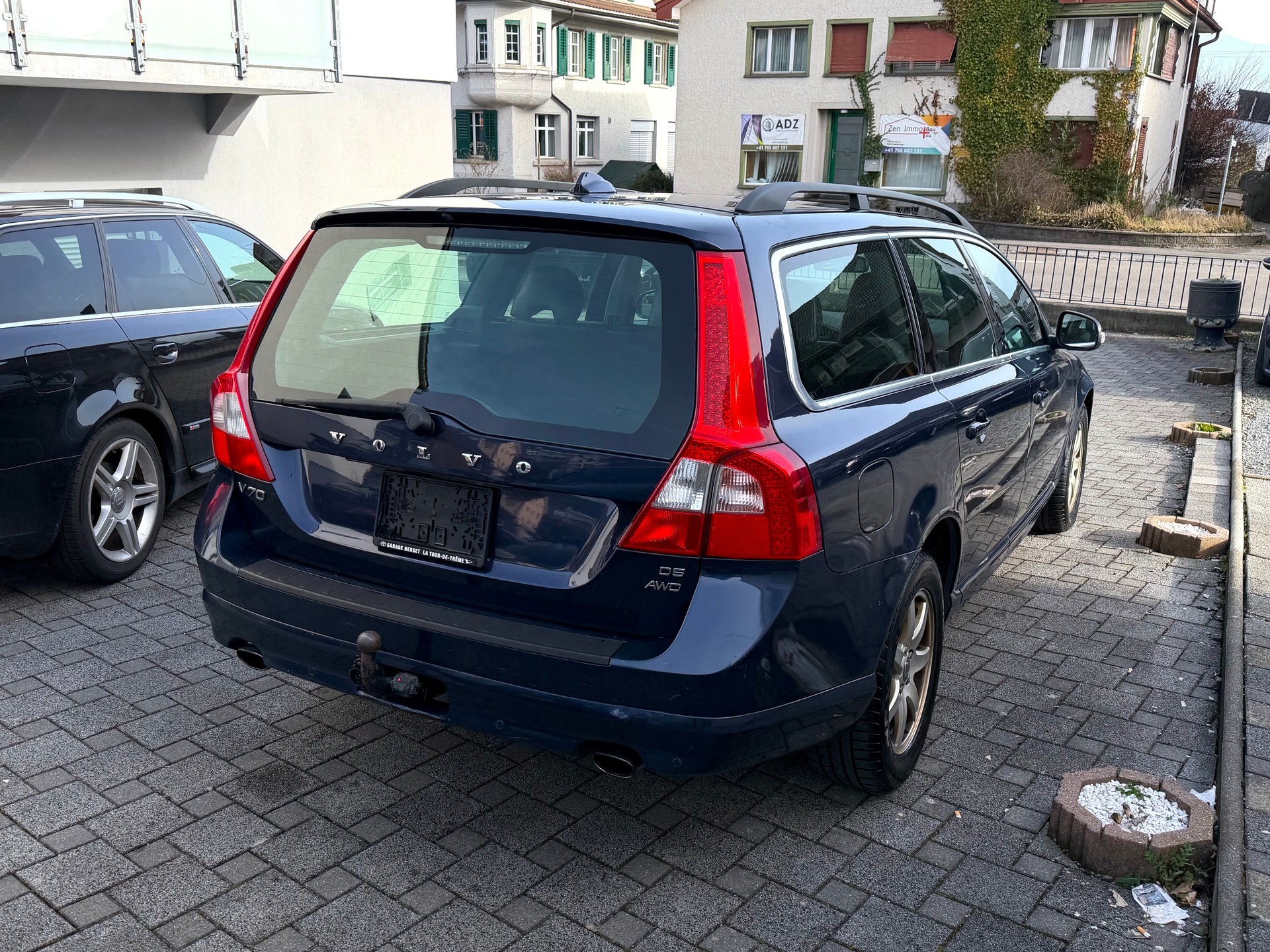 VOLVO V70 D5 AWD Summum Geartronic-image-6