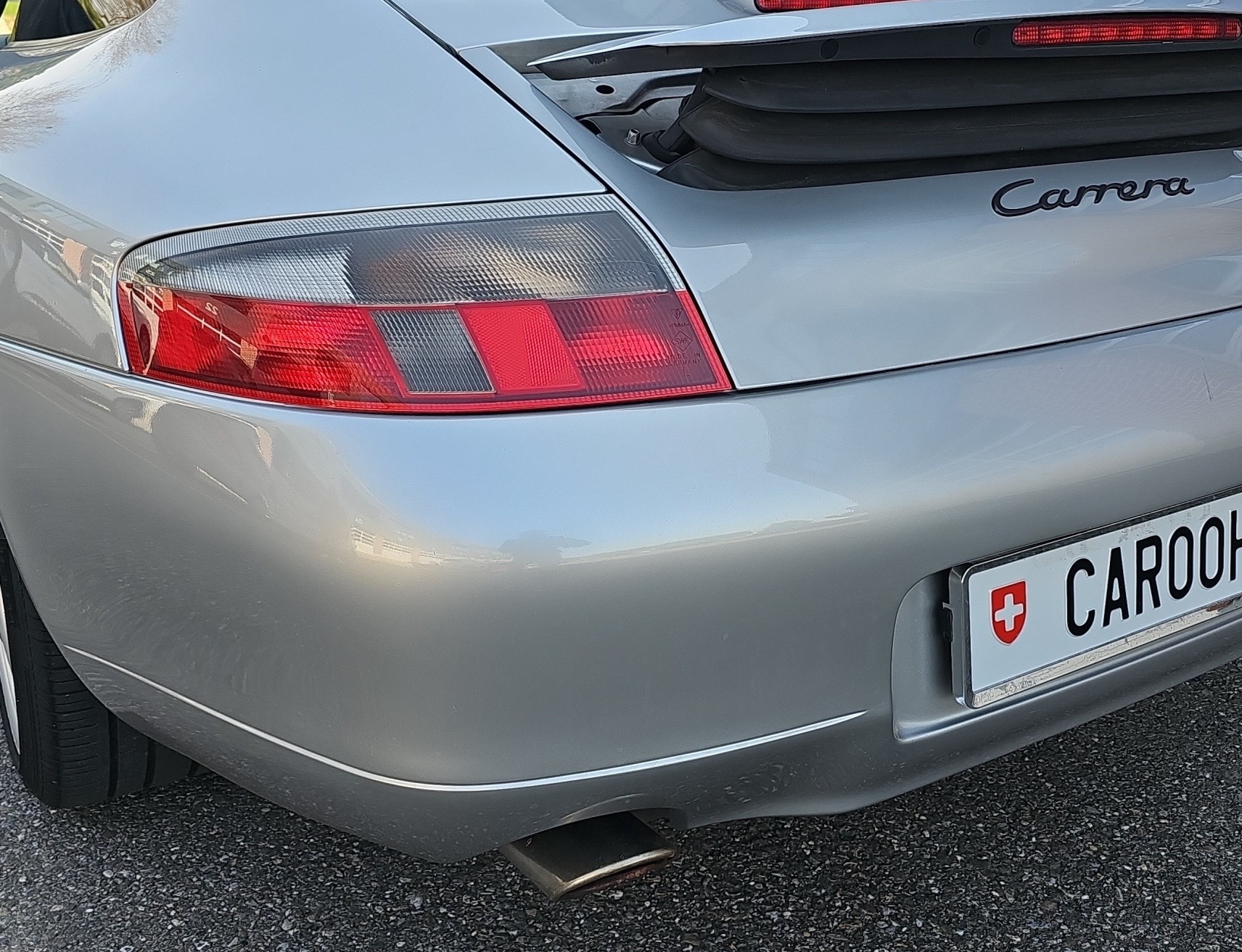 PORSCHE 911 Carrera-image-30
