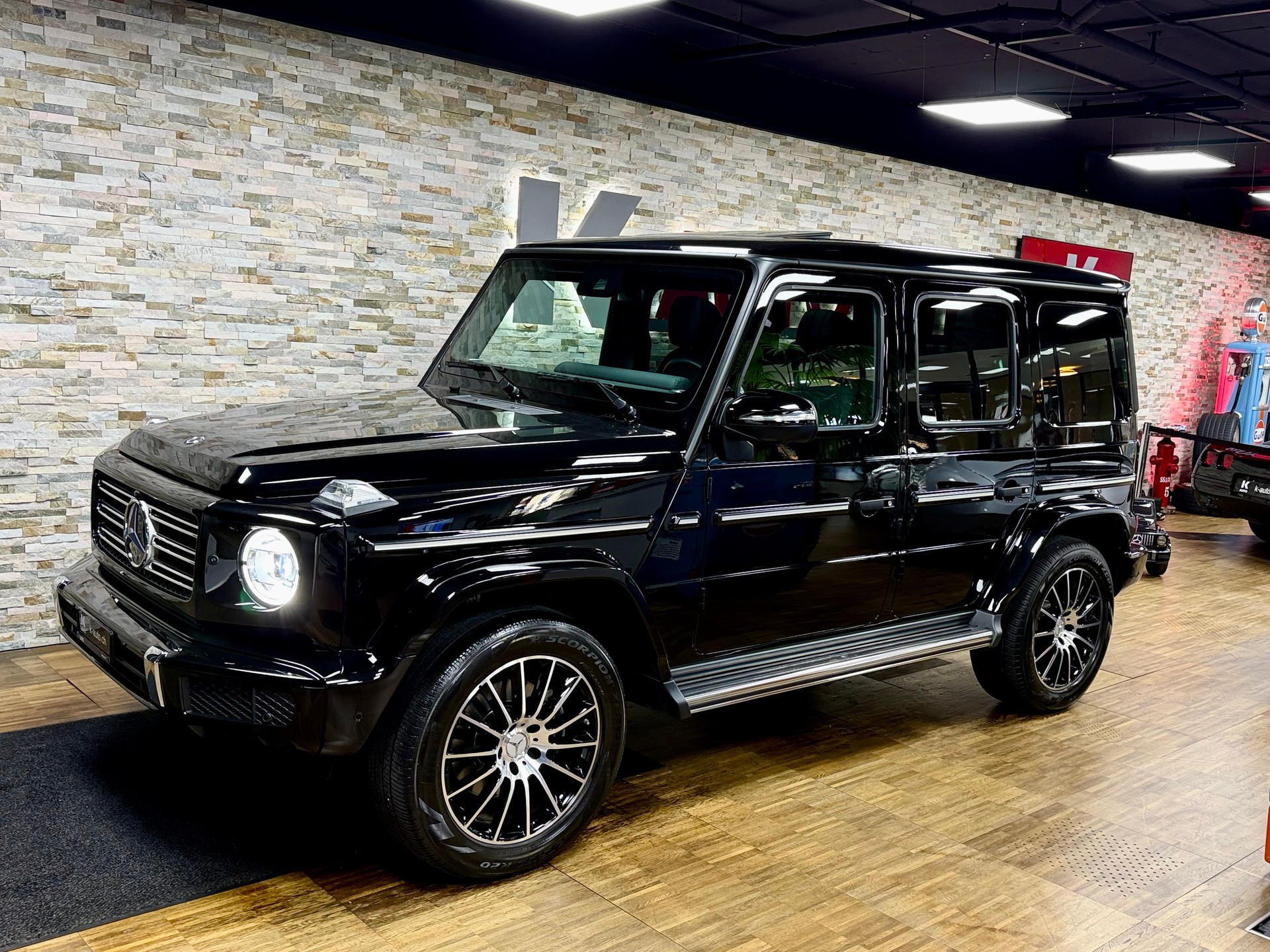 MERCEDES-BENZ G 350 d AMG Line 9G-Tronic-image-1