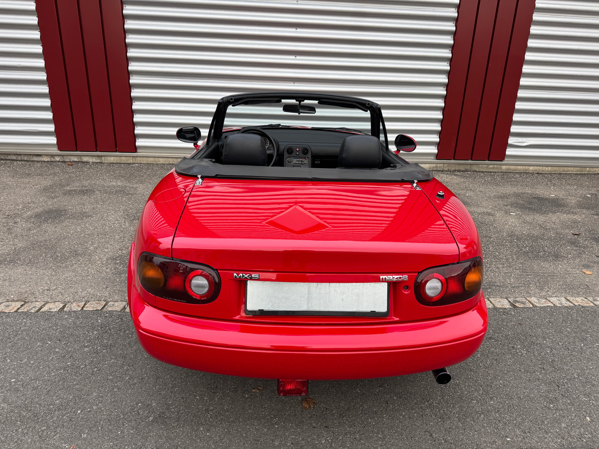 MAZDA MX-5 1.8i-16-image-5
