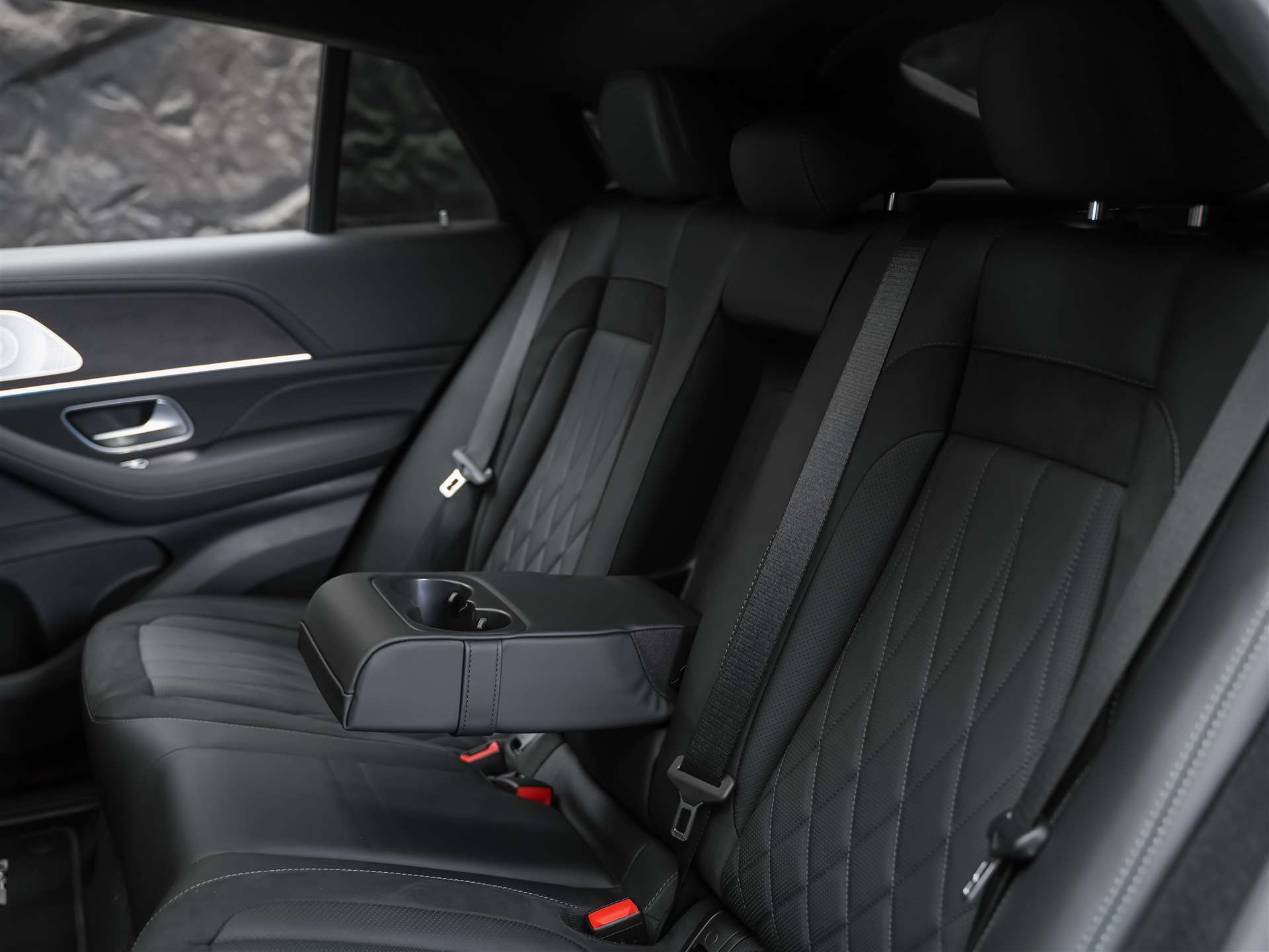 MERCEDES-BENZ GLE Coupé 63 S AMG 4Matic+ Speedshift *Massage*Sitzlüftung*Panorama*-image-15
