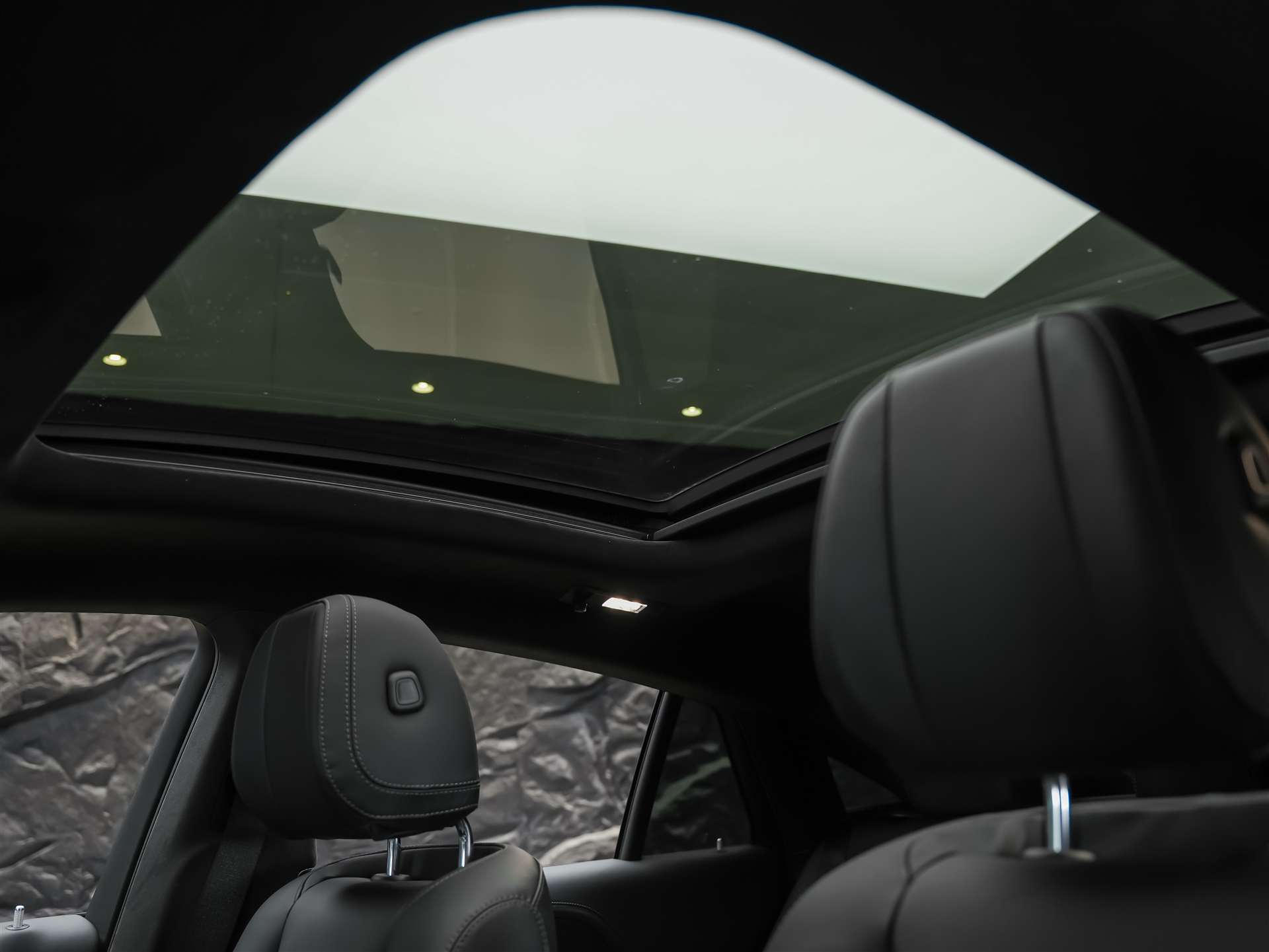 MERCEDES-BENZ GLE Coupé 63 S AMG 4Matic+ Speedshift *Massage*Sitzlüftung*Panorama*-image-12