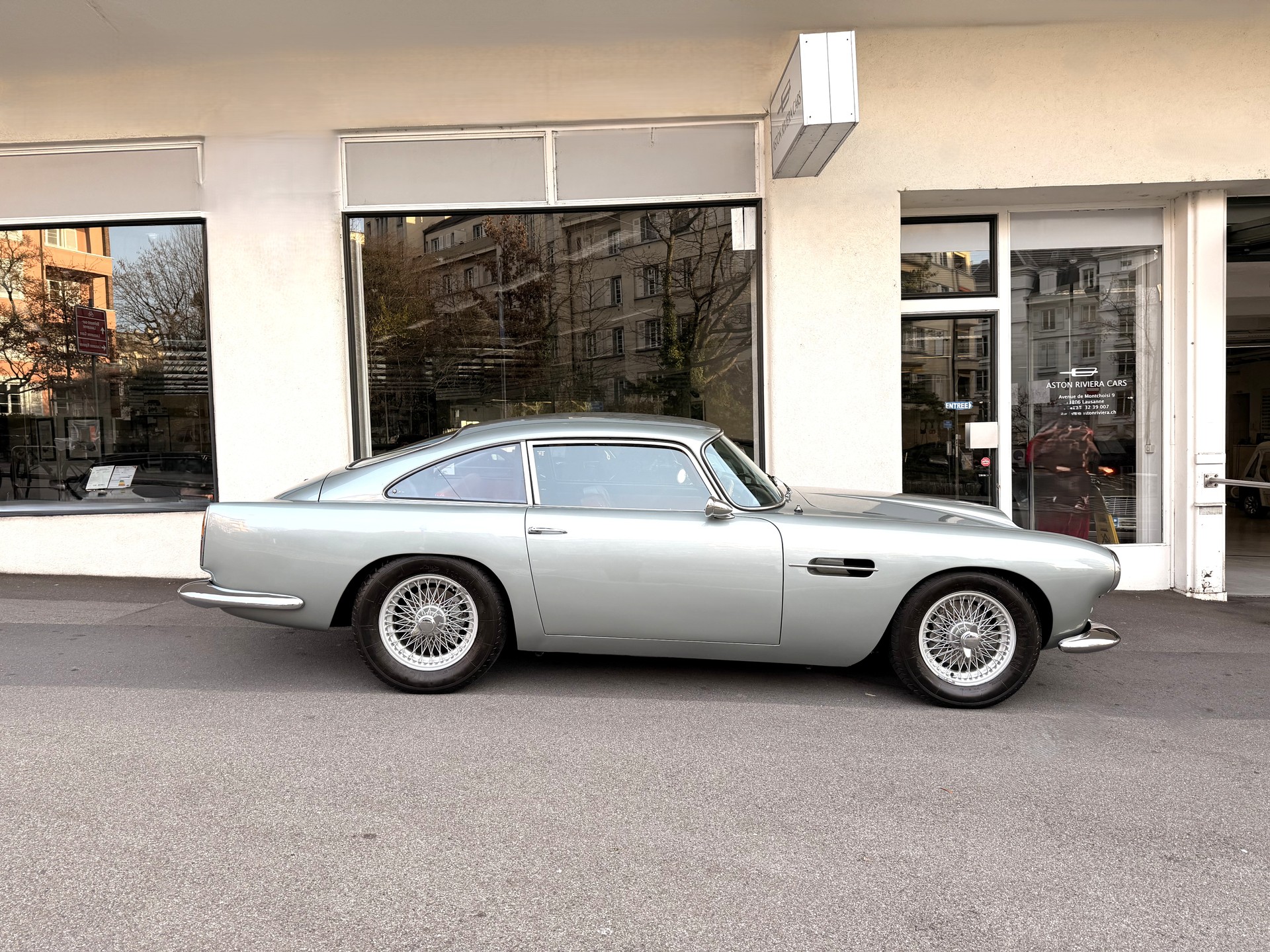 ASTON MARTIN Aston Martin DB4 Serie II-image-4