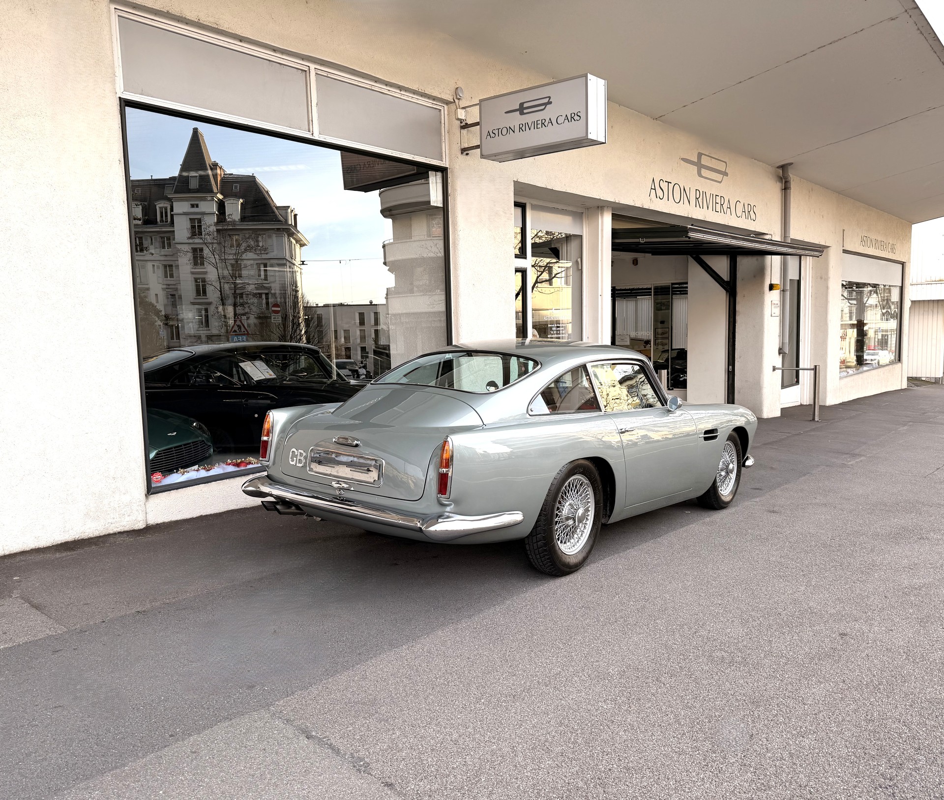 ASTON MARTIN Aston Martin DB4 Serie II-image-5