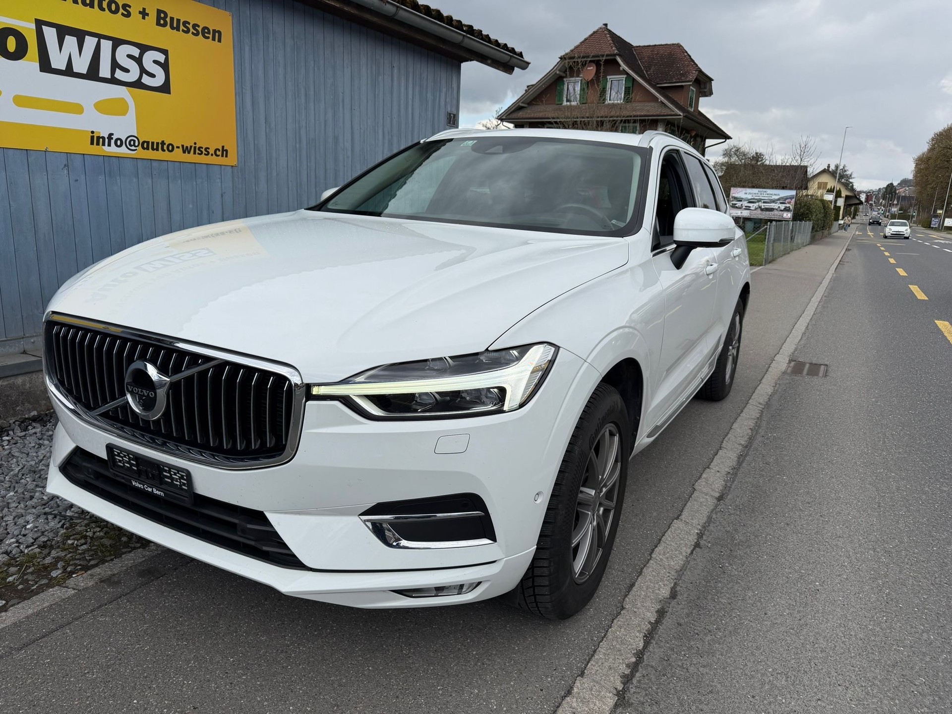 VOLVO XC60 B4 Diesel Mild Hybrid AWD Inscription Geartronic