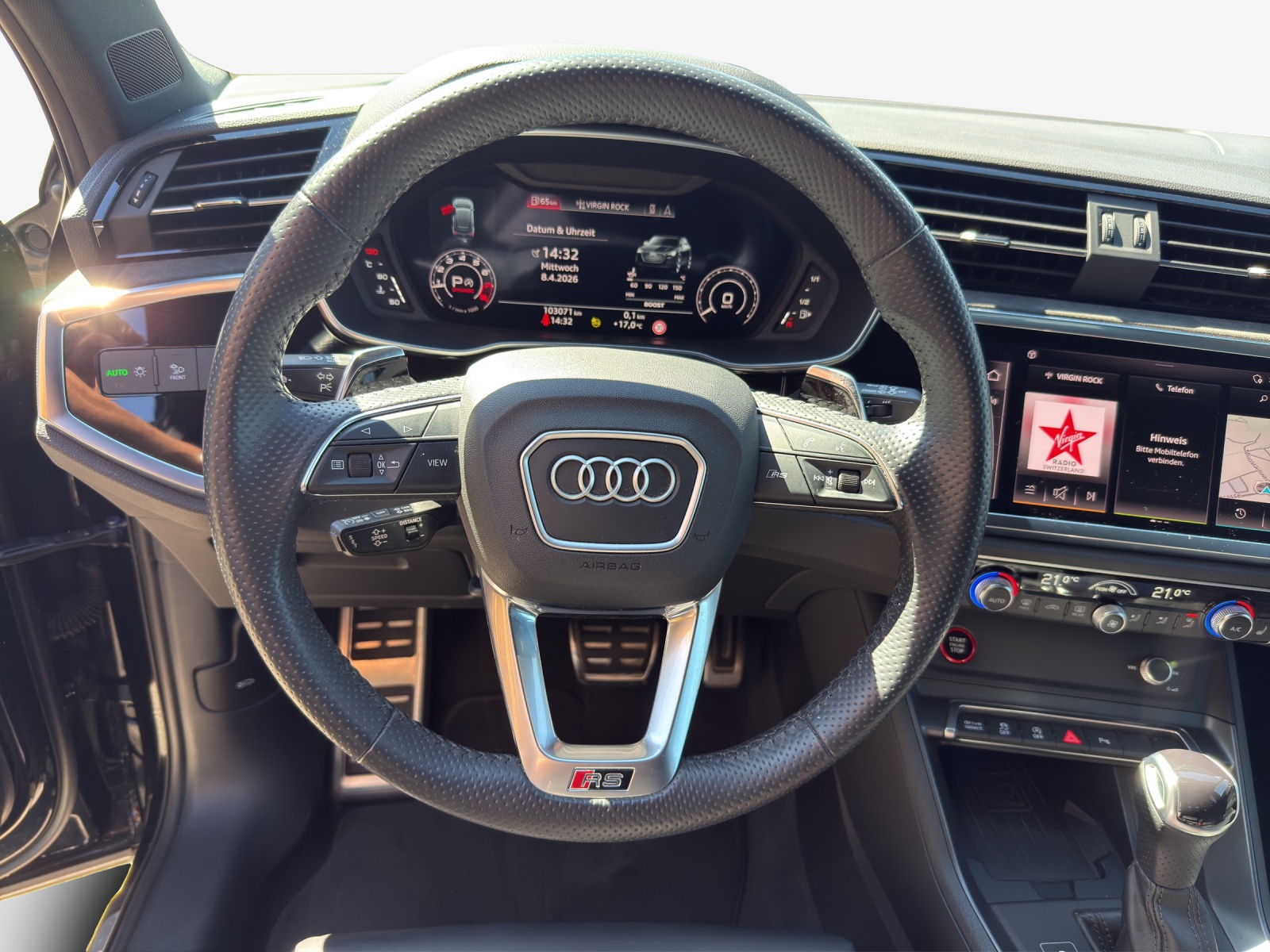 AUDI RS Q3 Sportback quattro S tronic-image-9