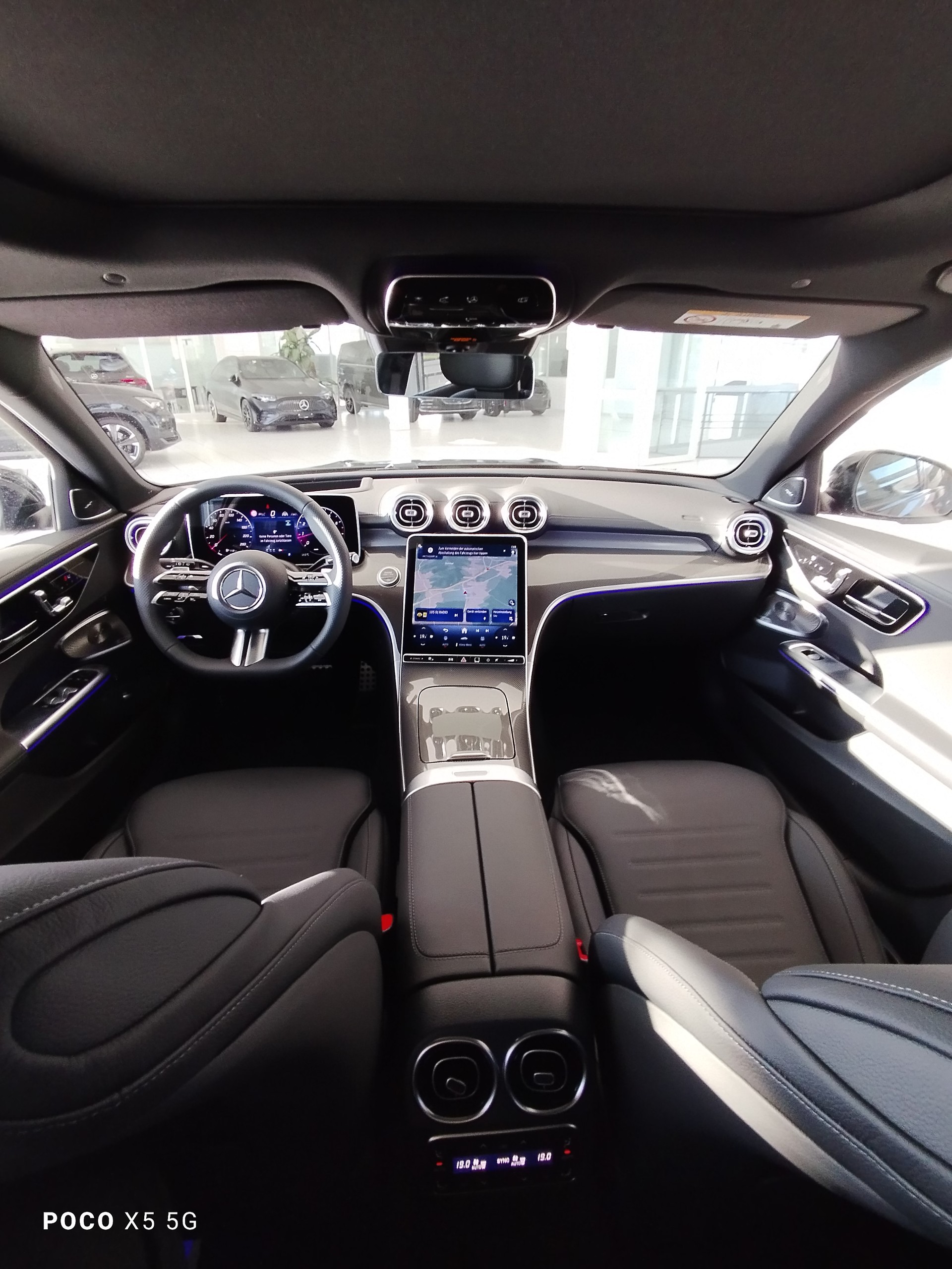 MERCEDES-BENZ C 300 T 4 Matic-image-8