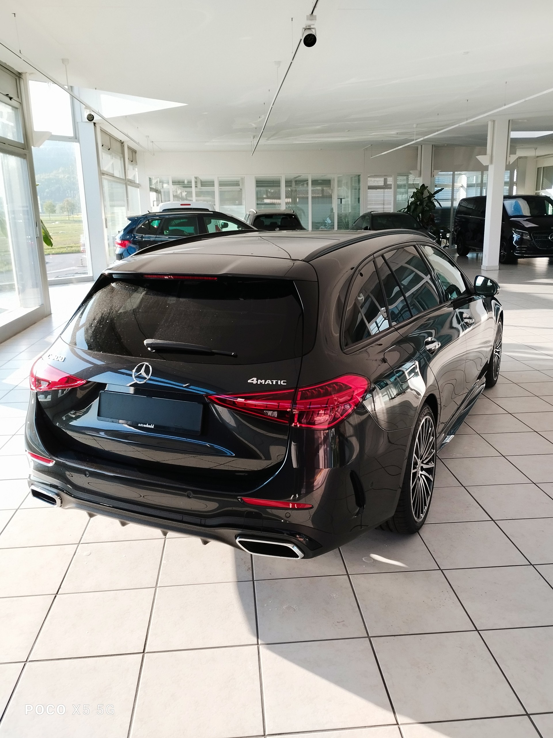 MERCEDES-BENZ C 300 T 4 Matic-image-4
