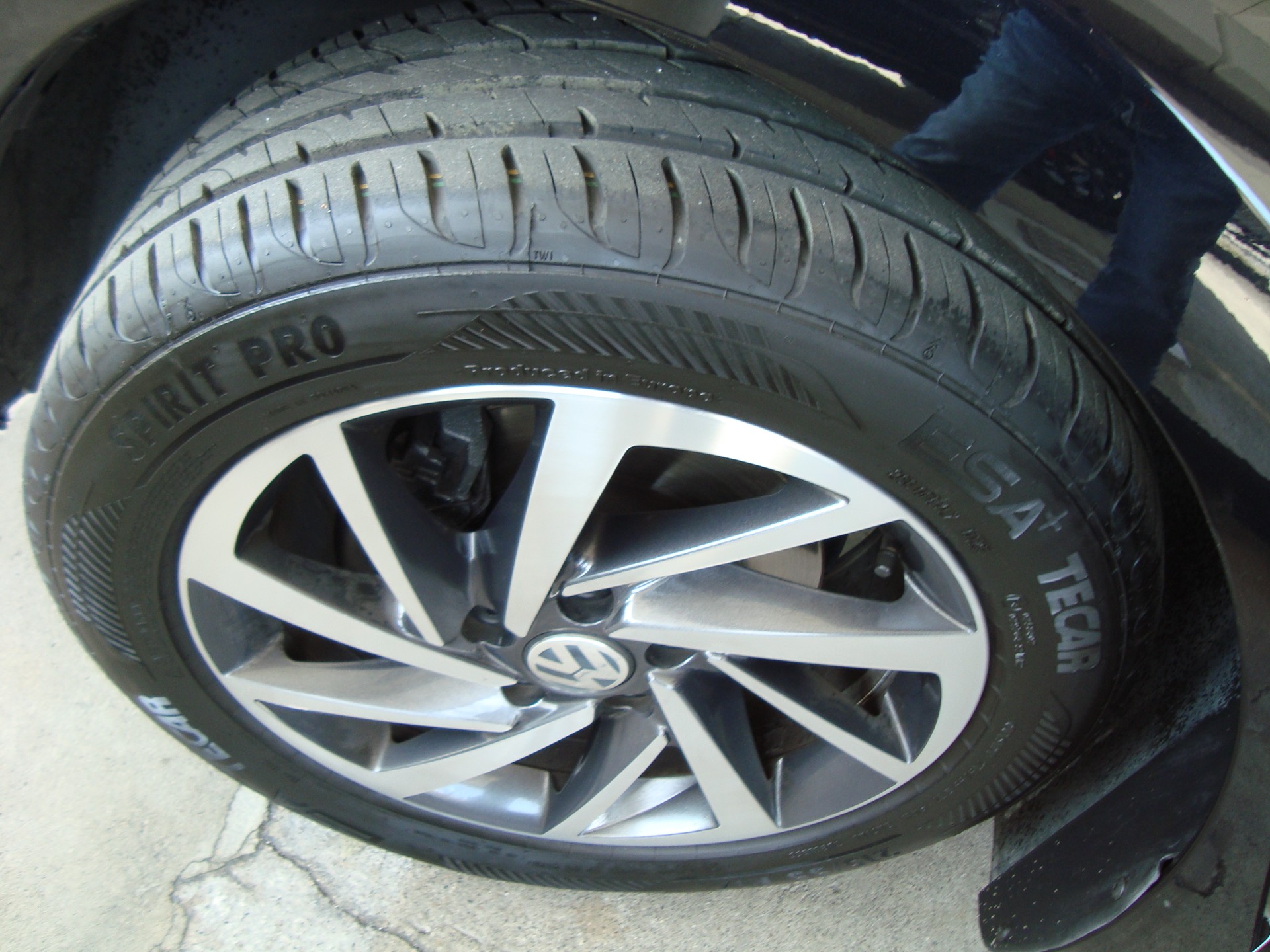 VW Beetle Cabriolet 1.4 TSI BMT Sound DSG-image-12