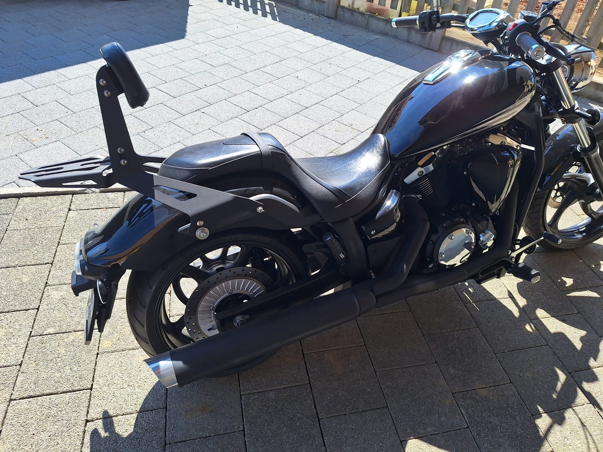 YAMAHA XVS 1300 Custom-image-2