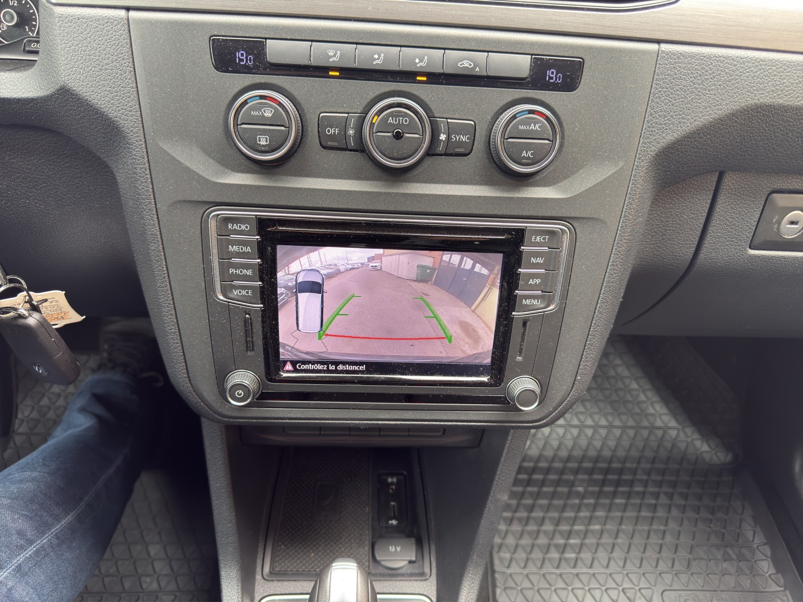 VW Caddy 1.4 TSI Trendline-image-10