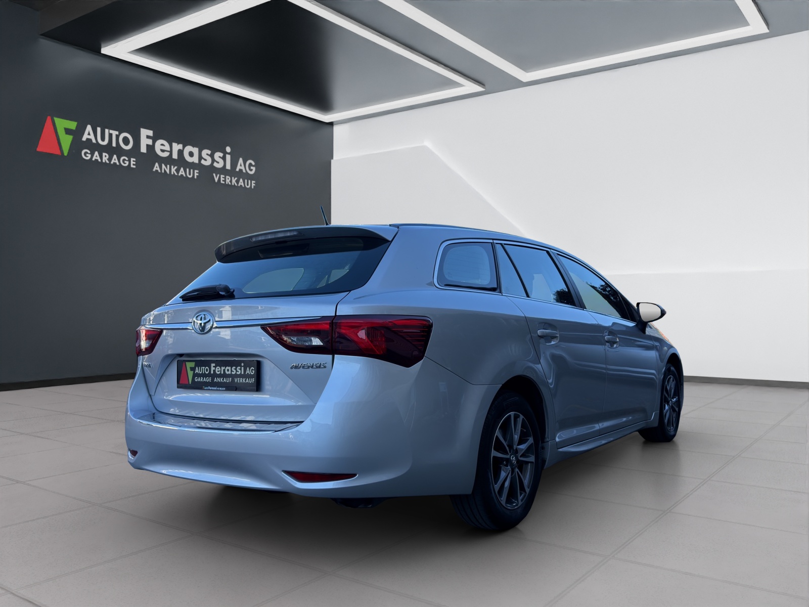 TOYOTA Avensis Touring Sports 2.0 Swiss Trend Mdr.S-image-5