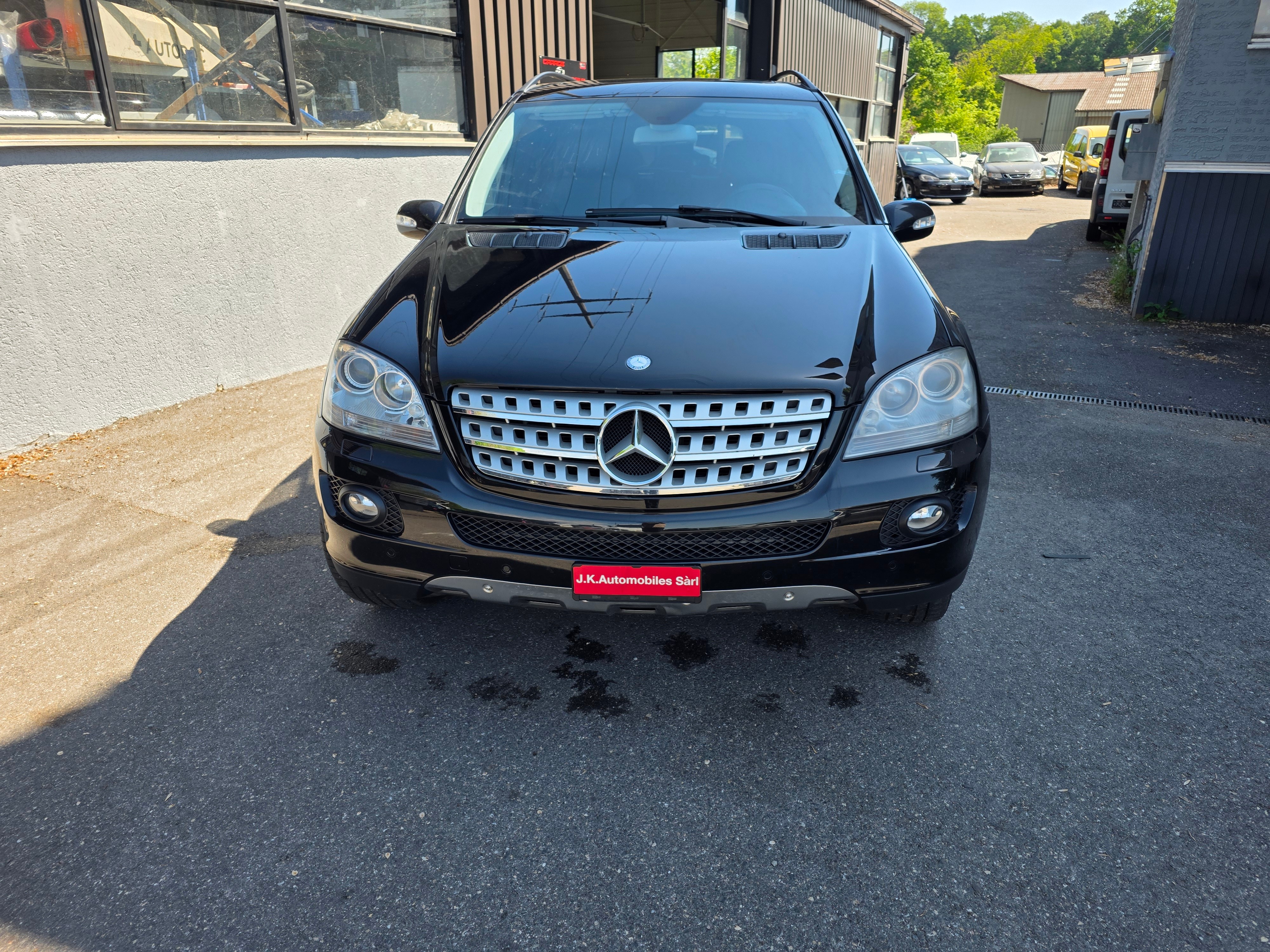 Car photo