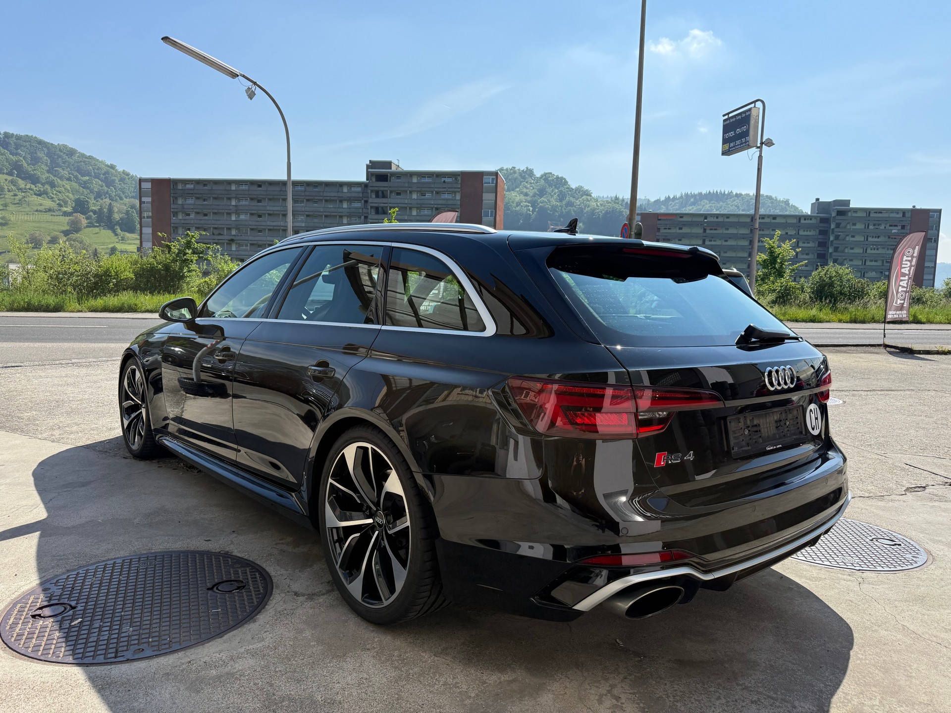 AUDI RS4 Avant 2.9 TFSI quattro tiptronic-image-4