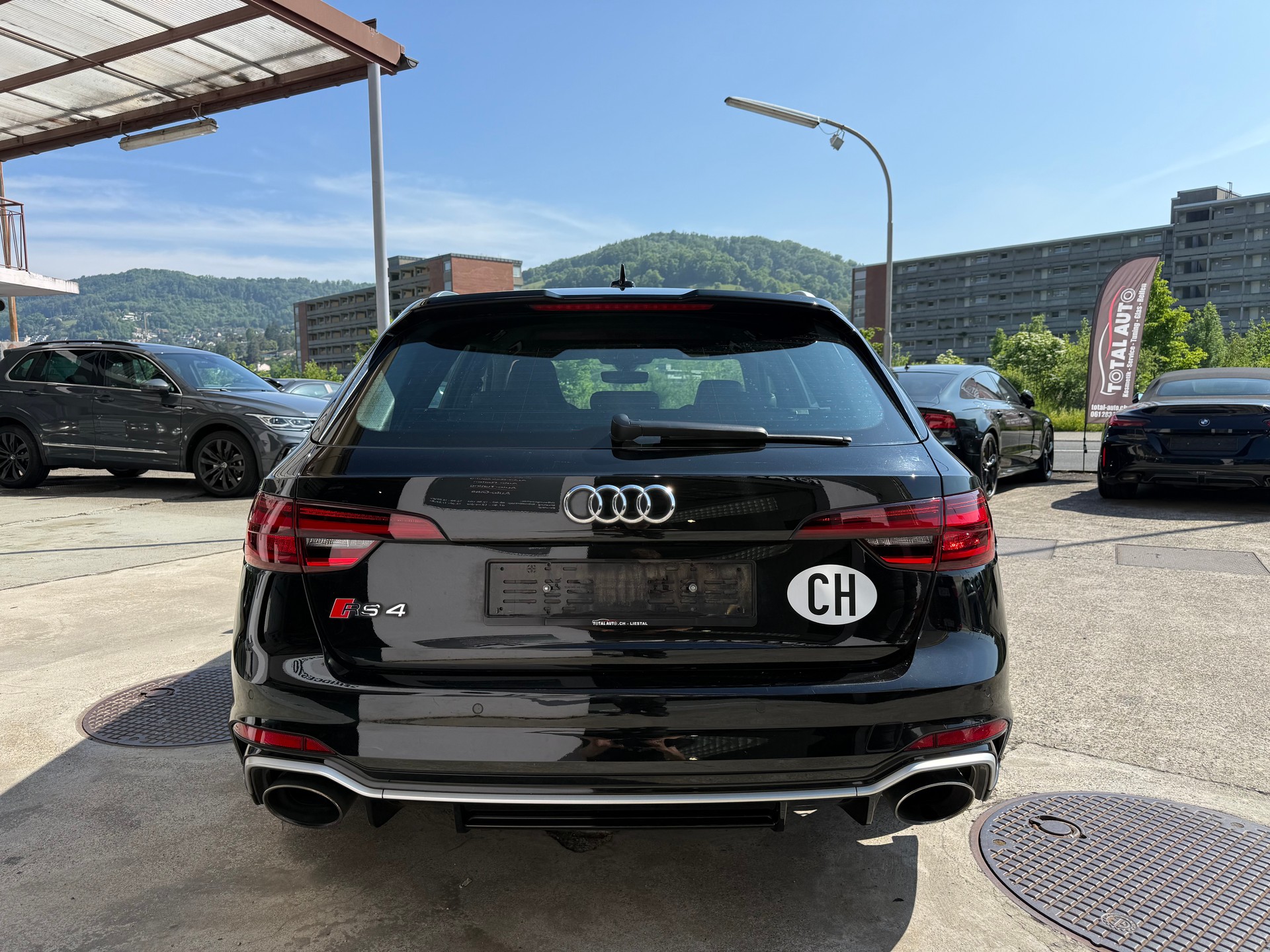 AUDI RS4 Avant 2.9 TFSI quattro tiptronic-image-3