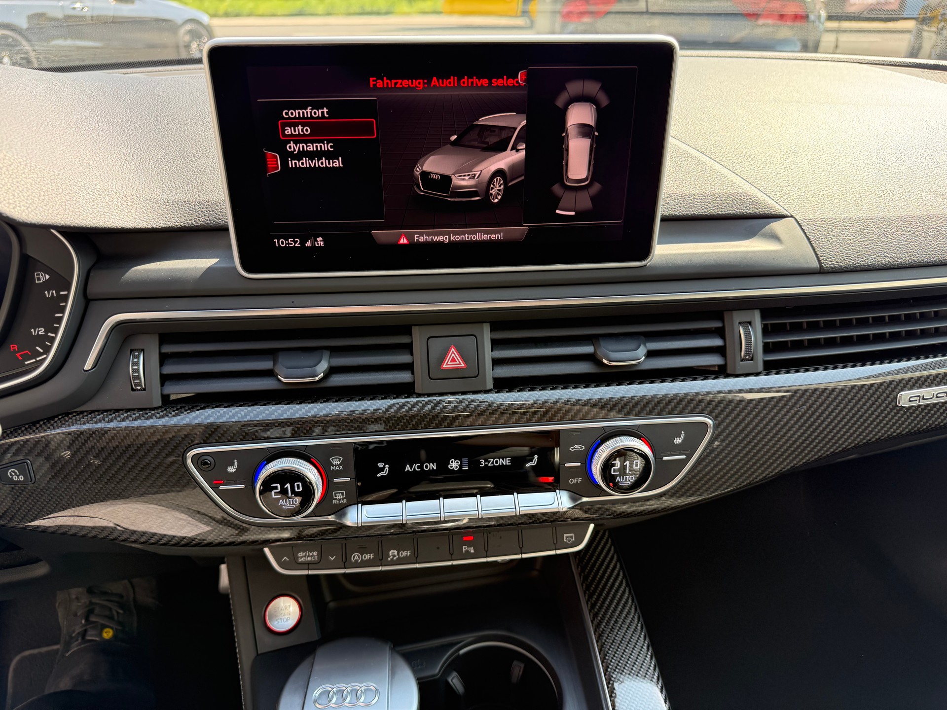AUDI RS4 Avant 2.9 TFSI quattro tiptronic-image-7