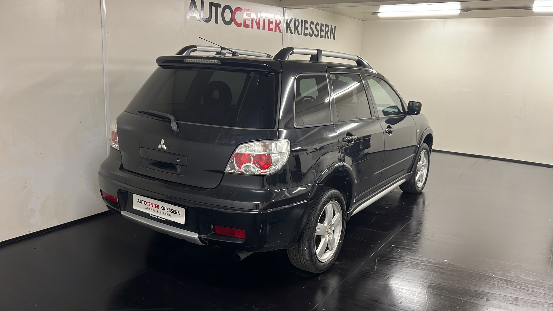 MITSUBISHI Outlander 2.0 16V Celebration 30-image-5
