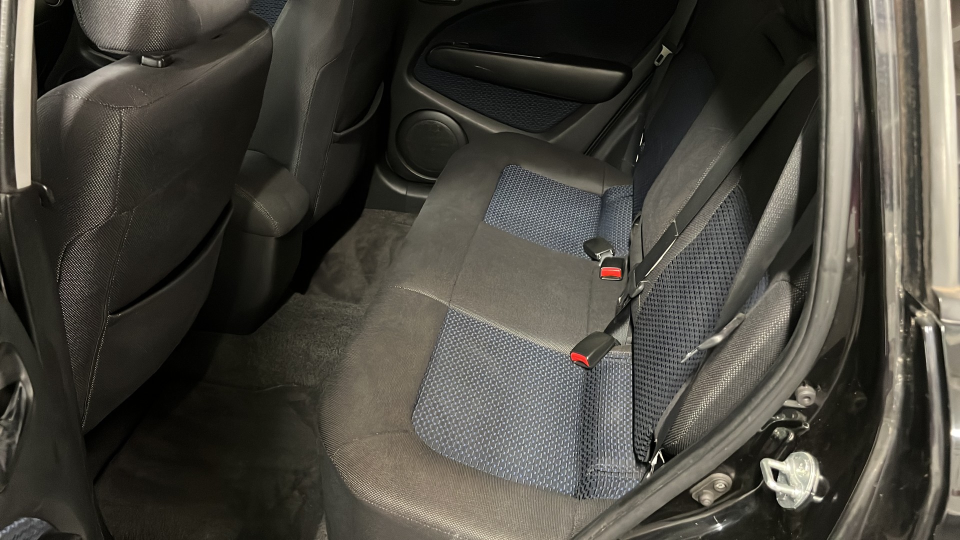 MITSUBISHI Outlander 2.0 16V Celebration 30-image-12
