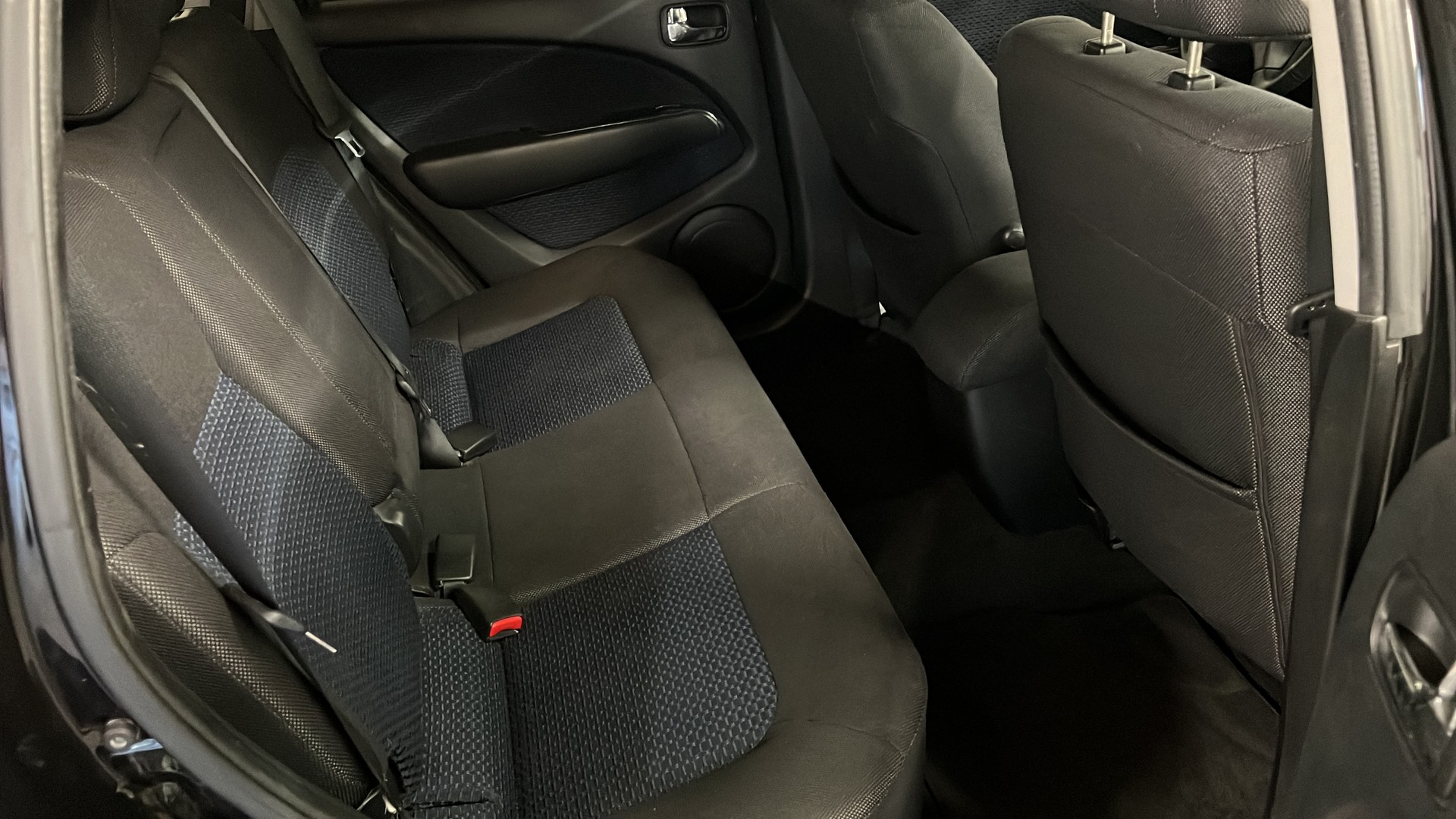MITSUBISHI Outlander 2.0 16V Celebration 30-image-11