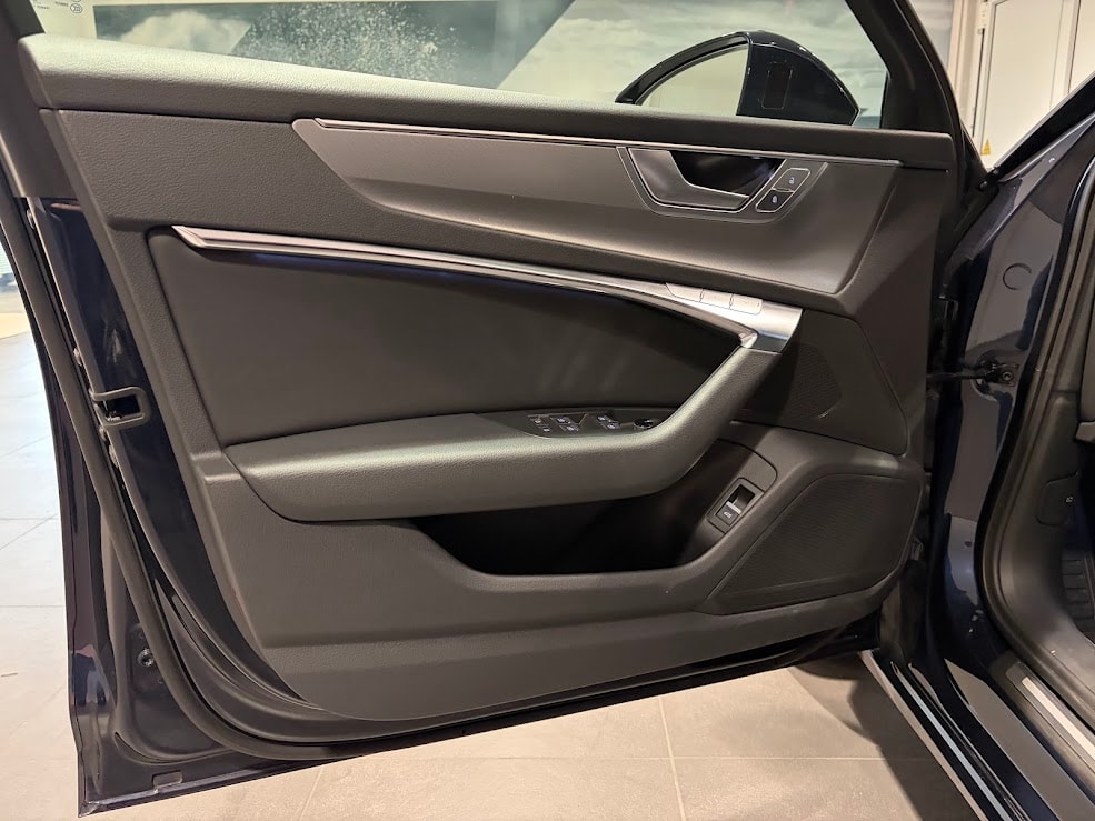 AUDI A6 Avant 50 TDI Sport quattro tiptronic-image-2