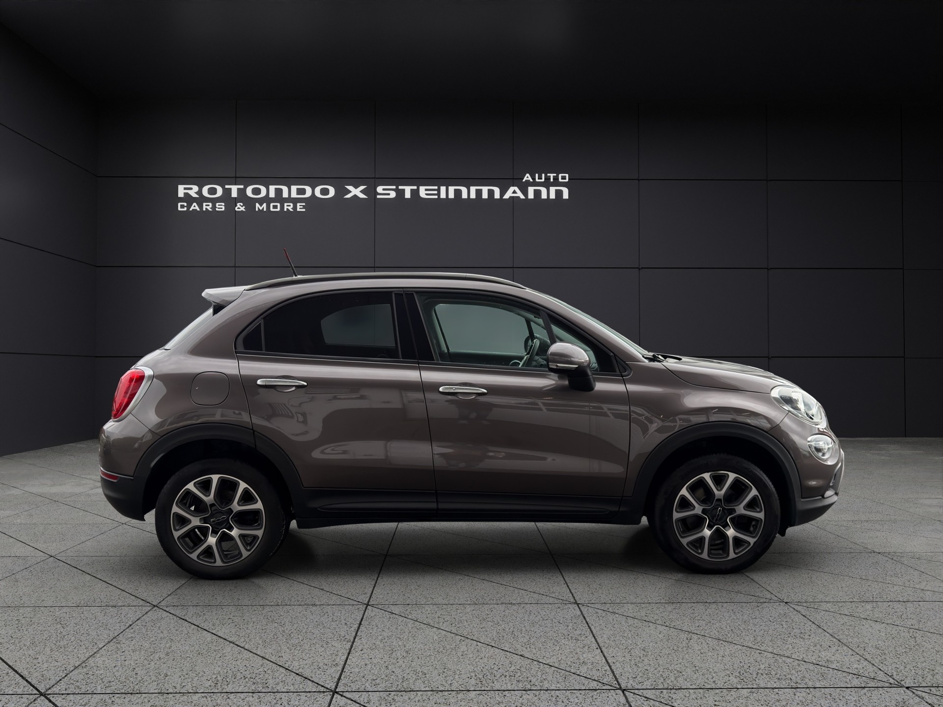 FIAT 500X 1.4T Lounge-image-3