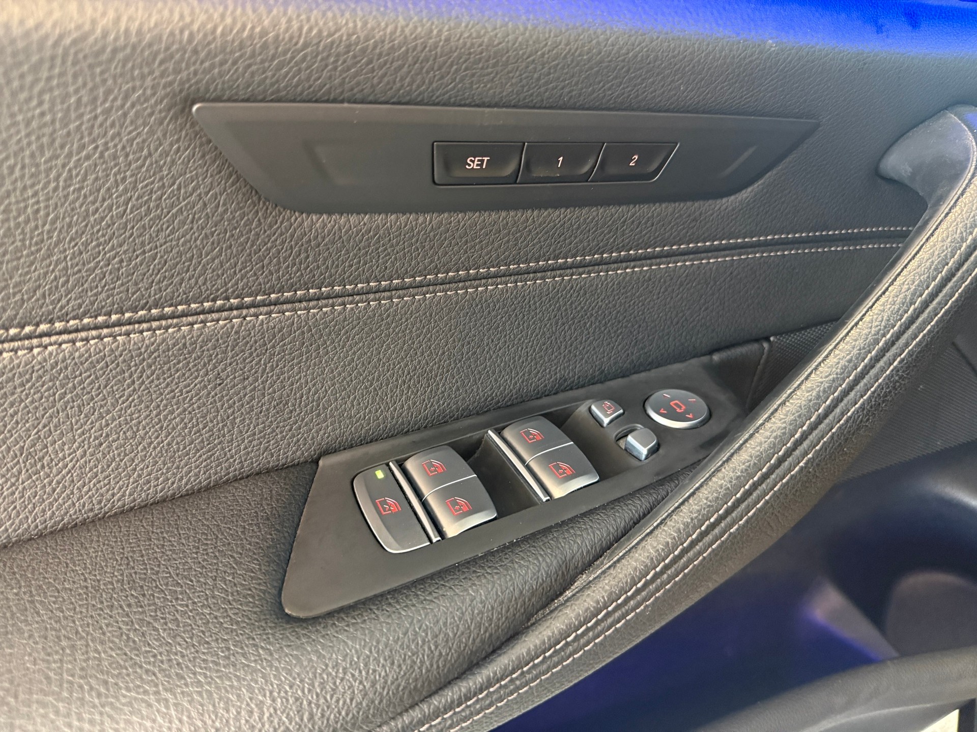BMW 520d 48V Touring Steptronic-image-27